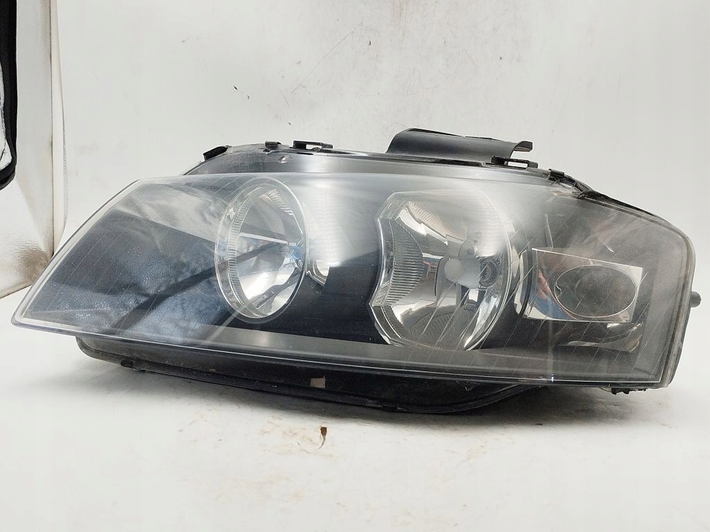 Audi A3 8P light left front front 8P0941003K
