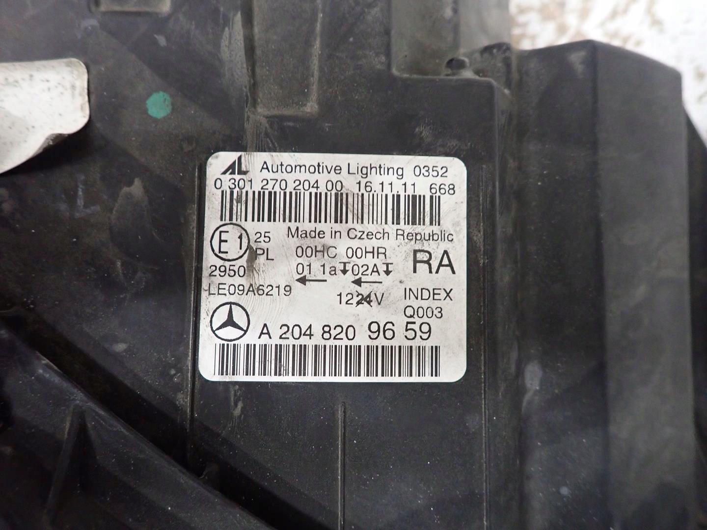 light front front right MERCEDES C-KLASA W204 LIFT 2011