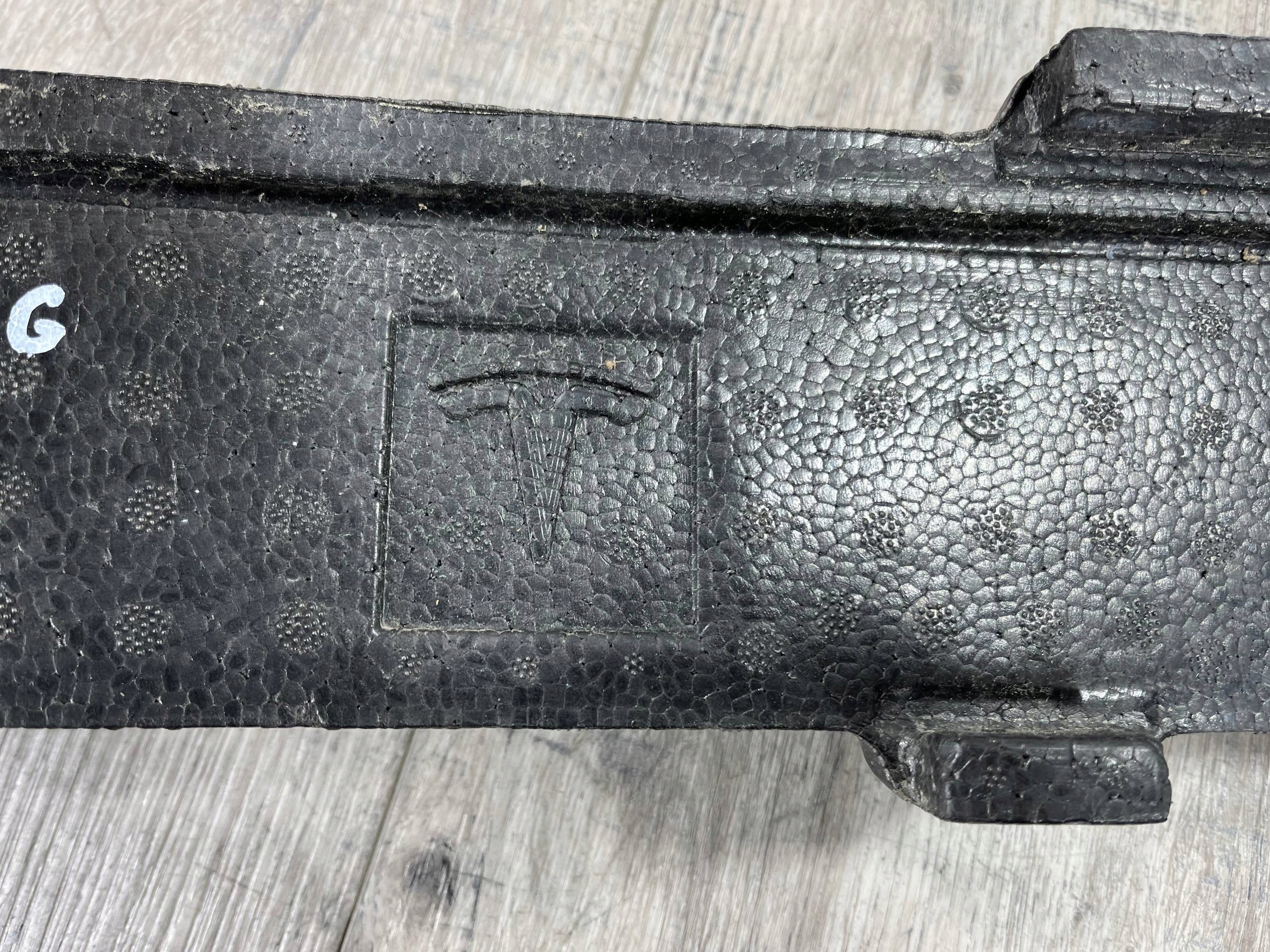 TESLA MODEL 3 III ABSORBER PIANKA nárazníku předek 1104669-CN-G
