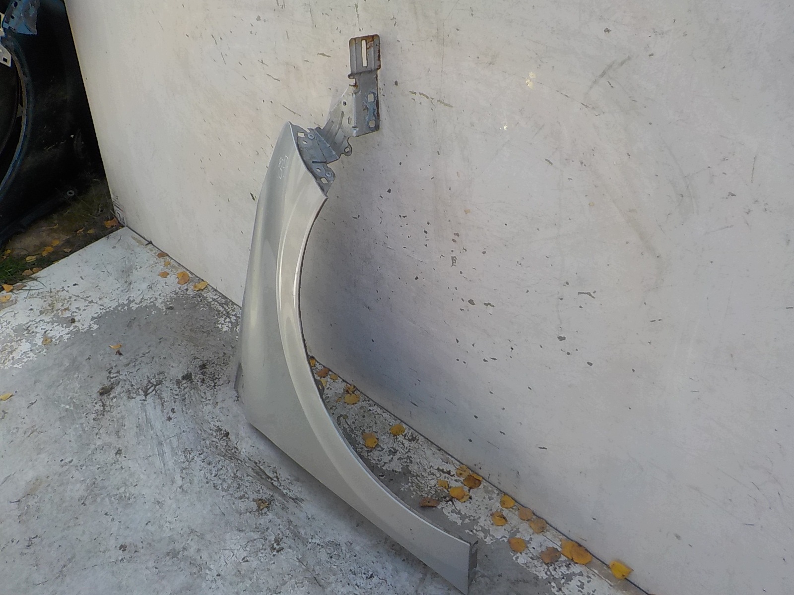 937 PEUGEOT 208 fender right front front