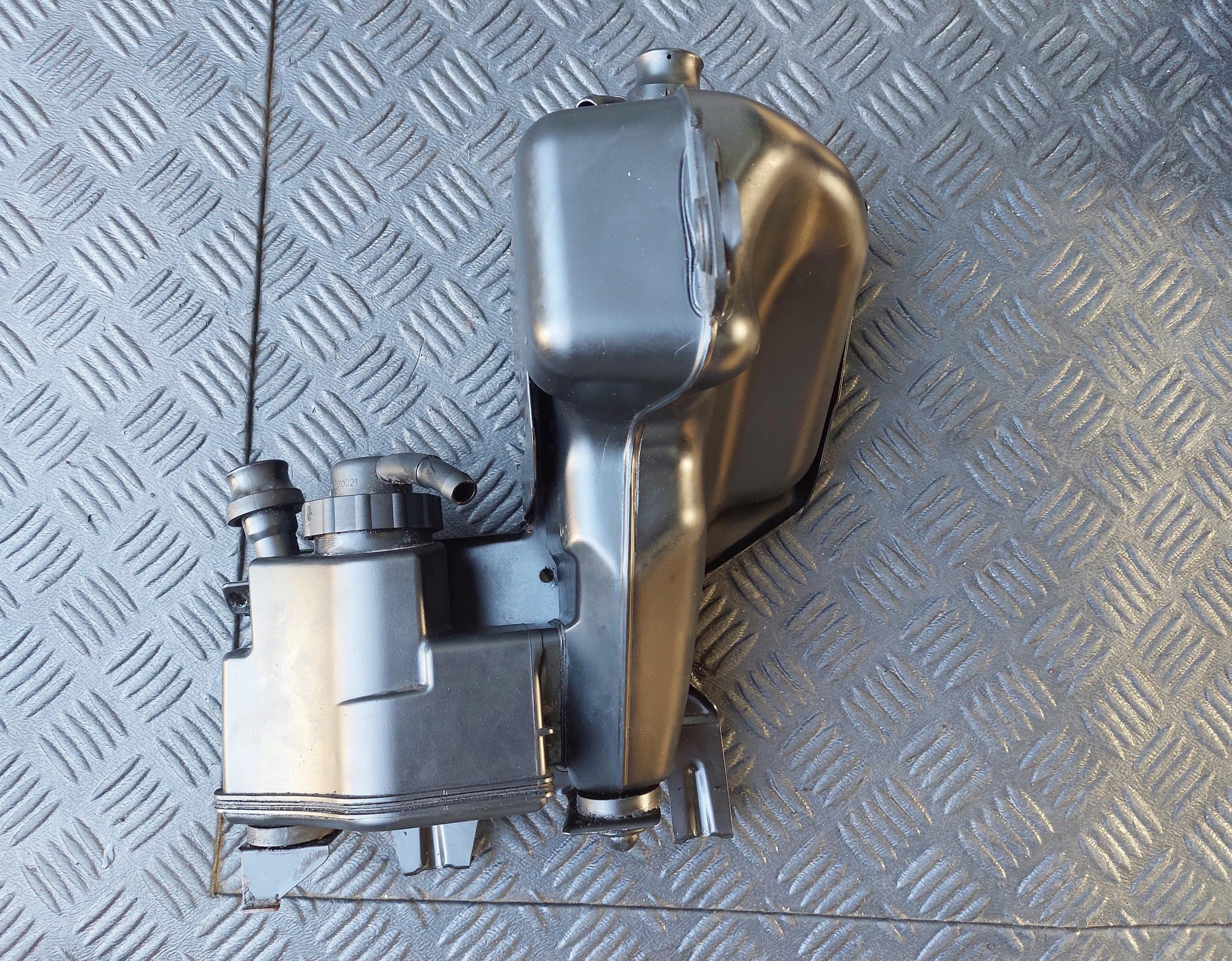 servo tank springing ABC MERCEDES CL 55 AMG 5.5 V8 W215
