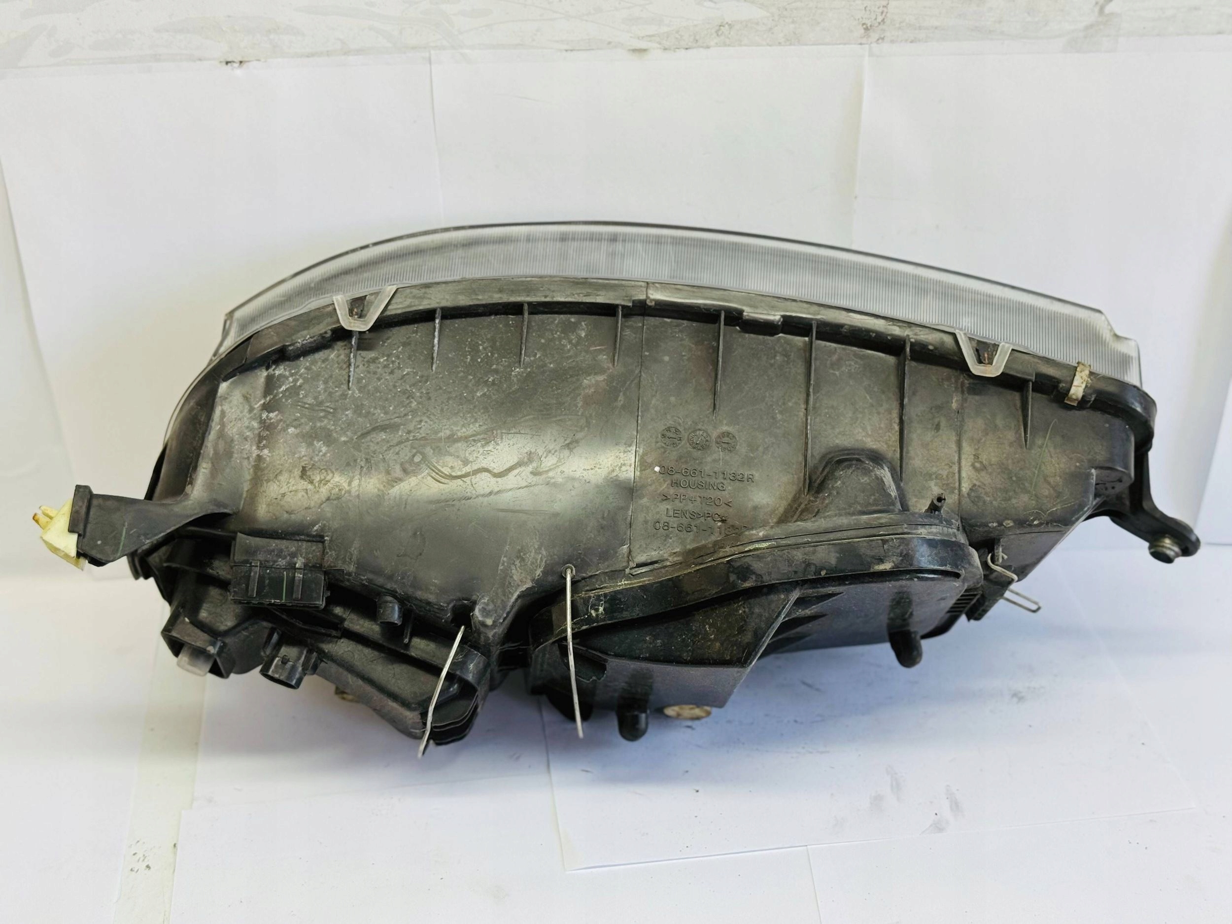 Fiat Punto light front 086611132R 03544039