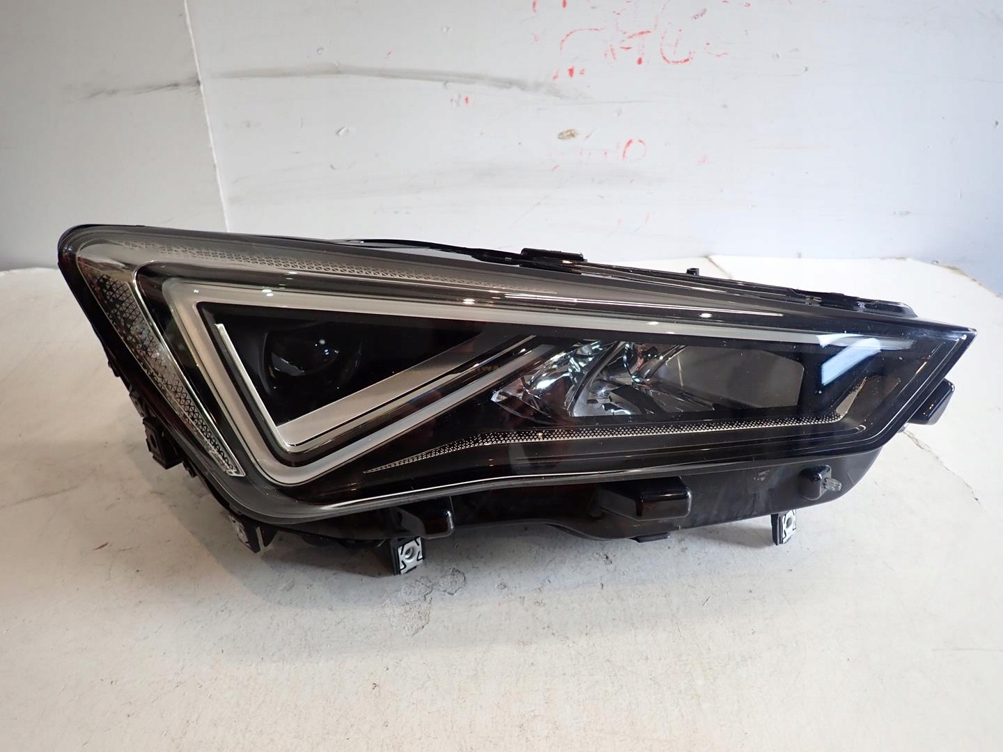 light front right SEAT LEON IV TARRACO FORMENTOR 2020- FULL LED 5FJ941008H