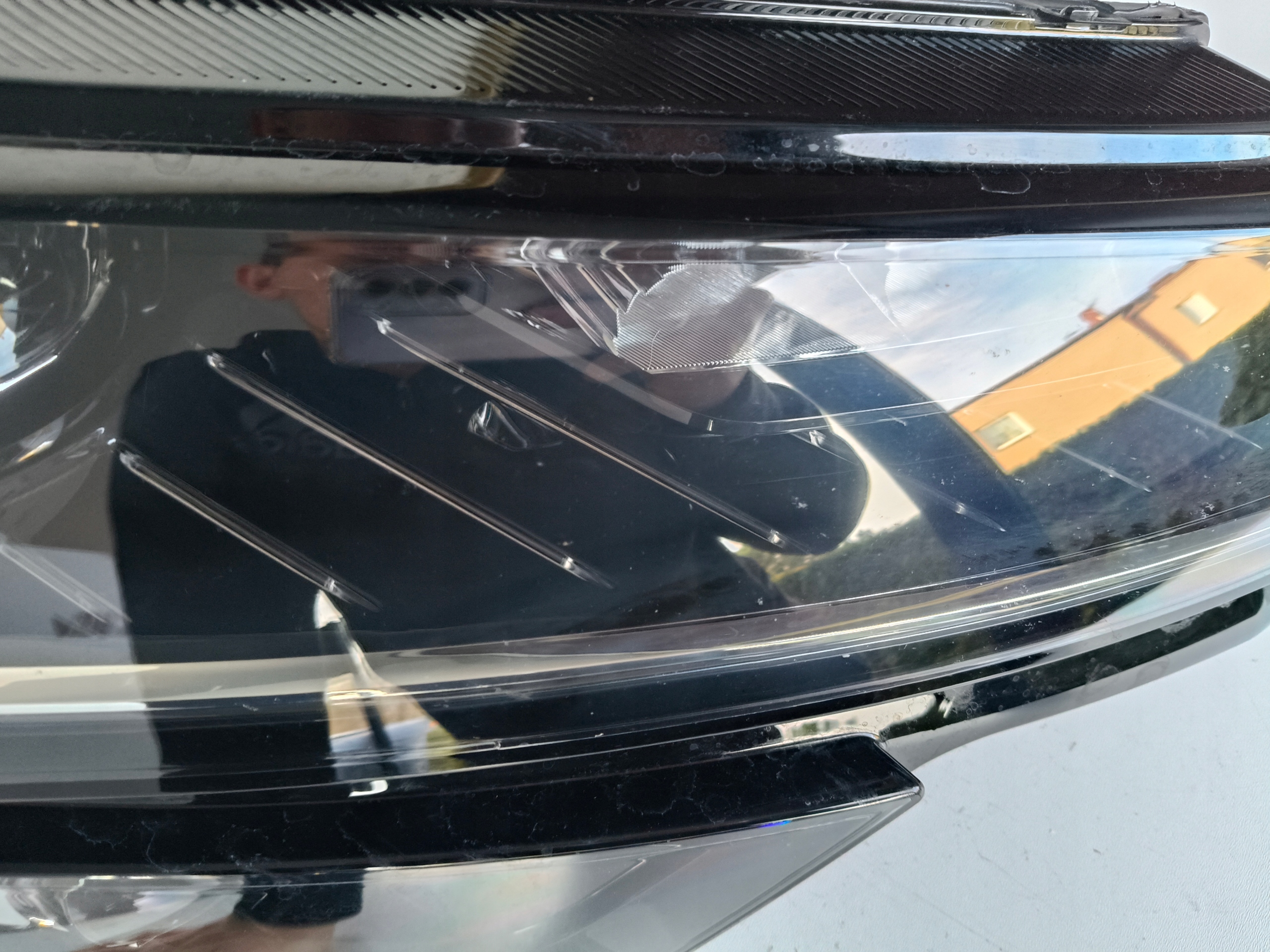light right REFLEKTOR SKODA KAROQ 57A 17- FULL LED