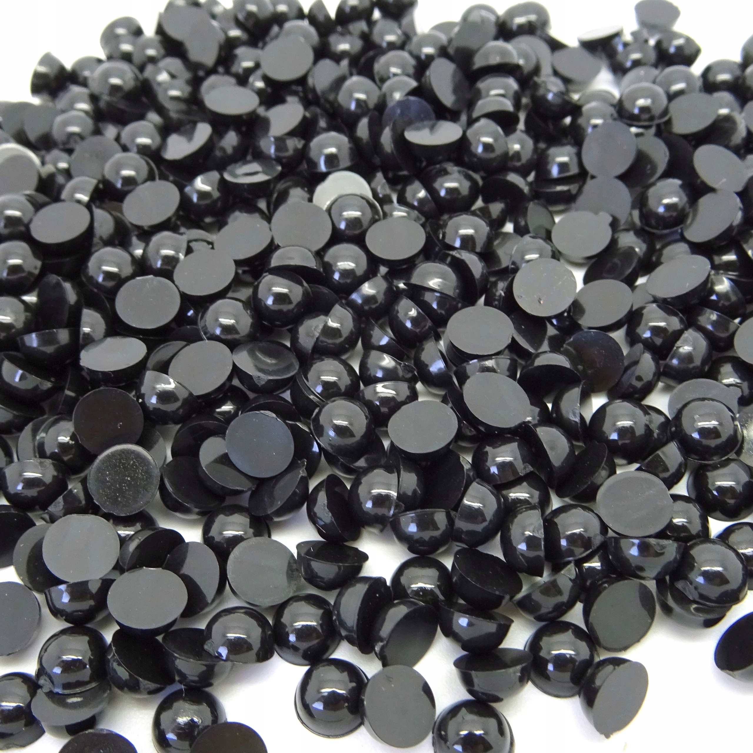 

Półperełki Do Paznokci Perły Czarny 2mm 1000