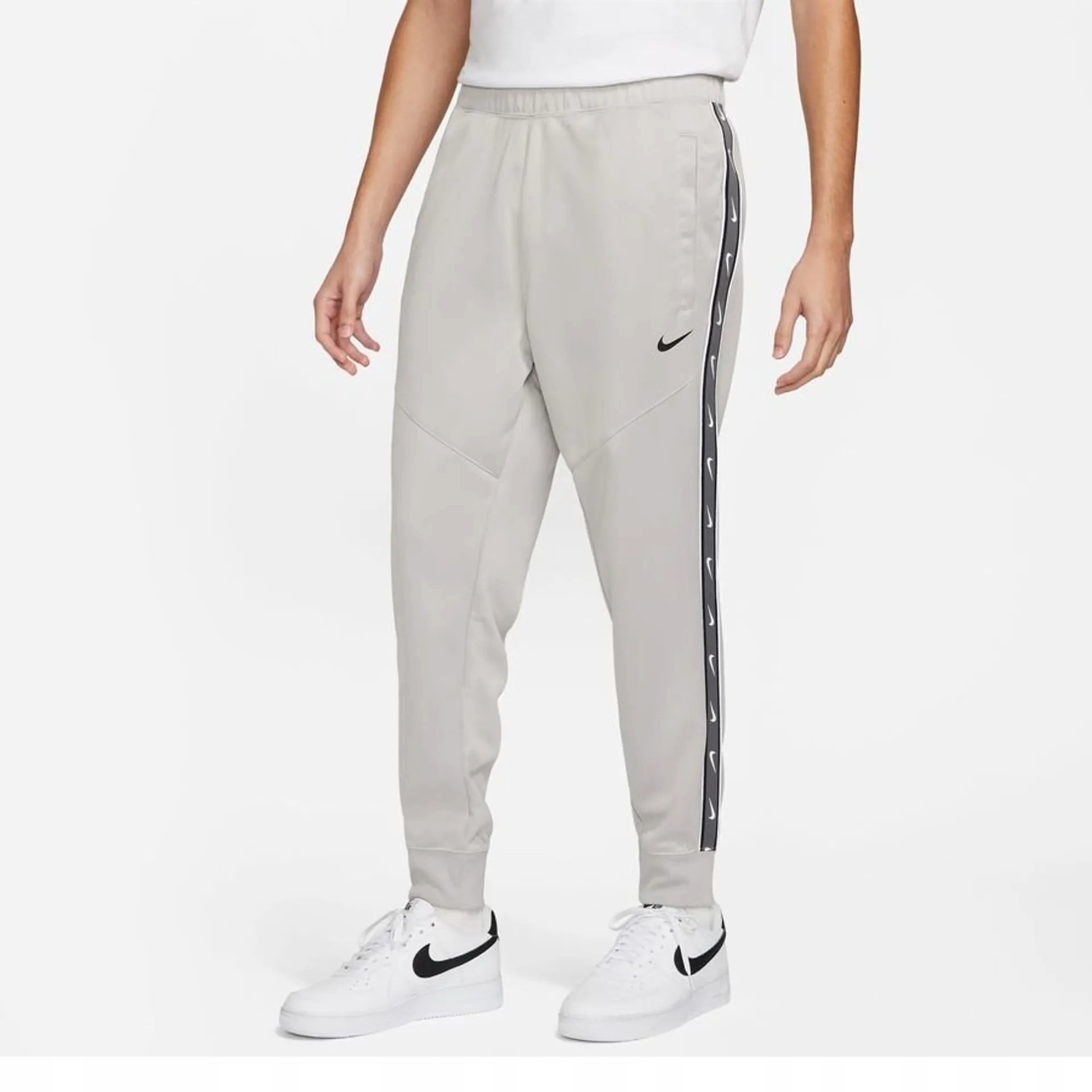 Y9325 Spodnie dresowe Nike FLEECE jogger Rozmiar S