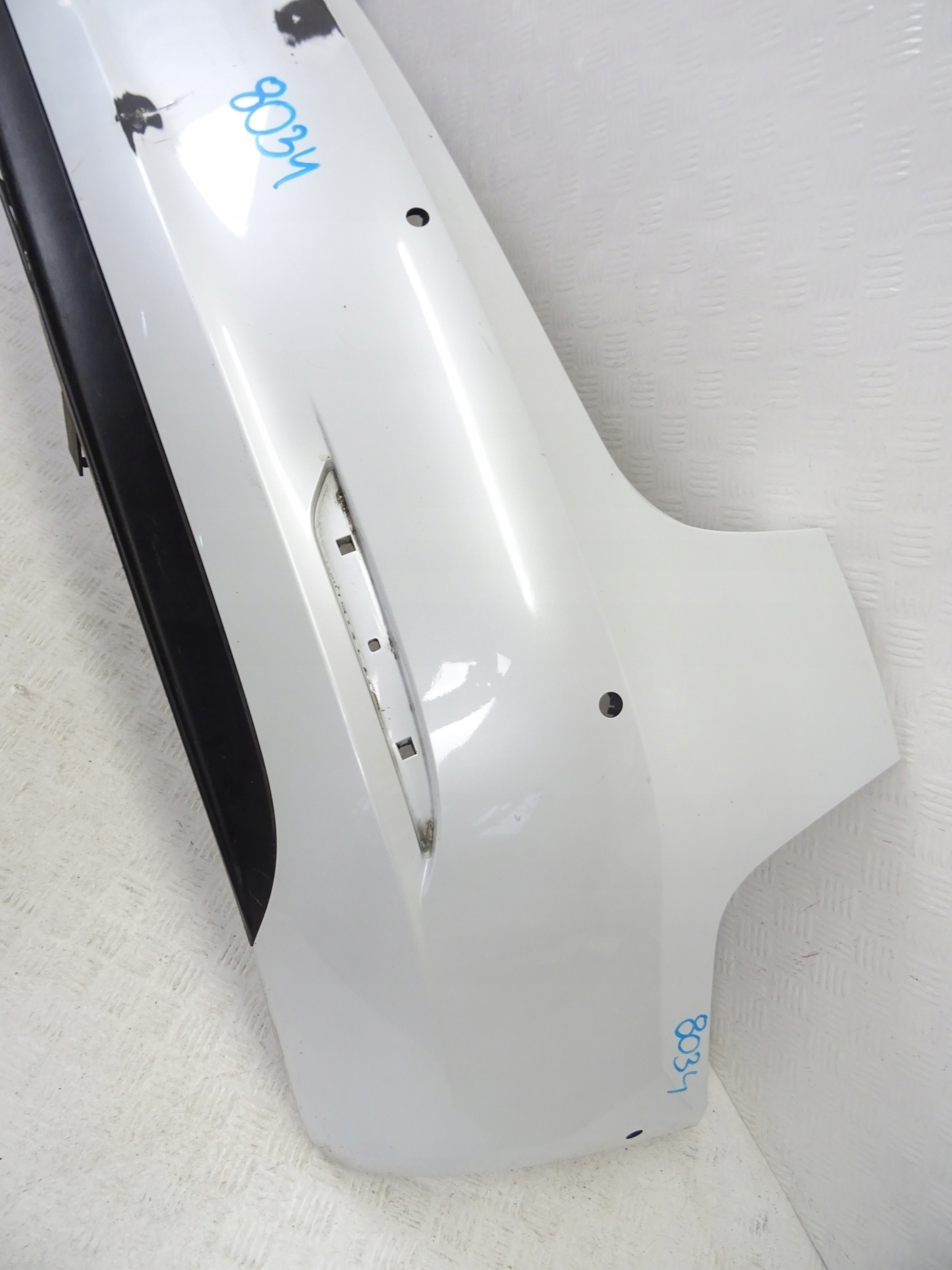 Tesla Model 3 Stoßstange heck hinten