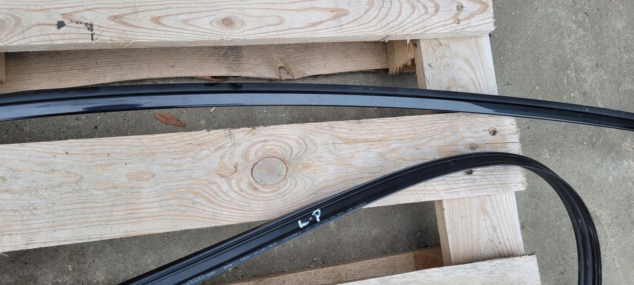 S7 4G A7 moulding roof left black SLINE 4G8853703AL