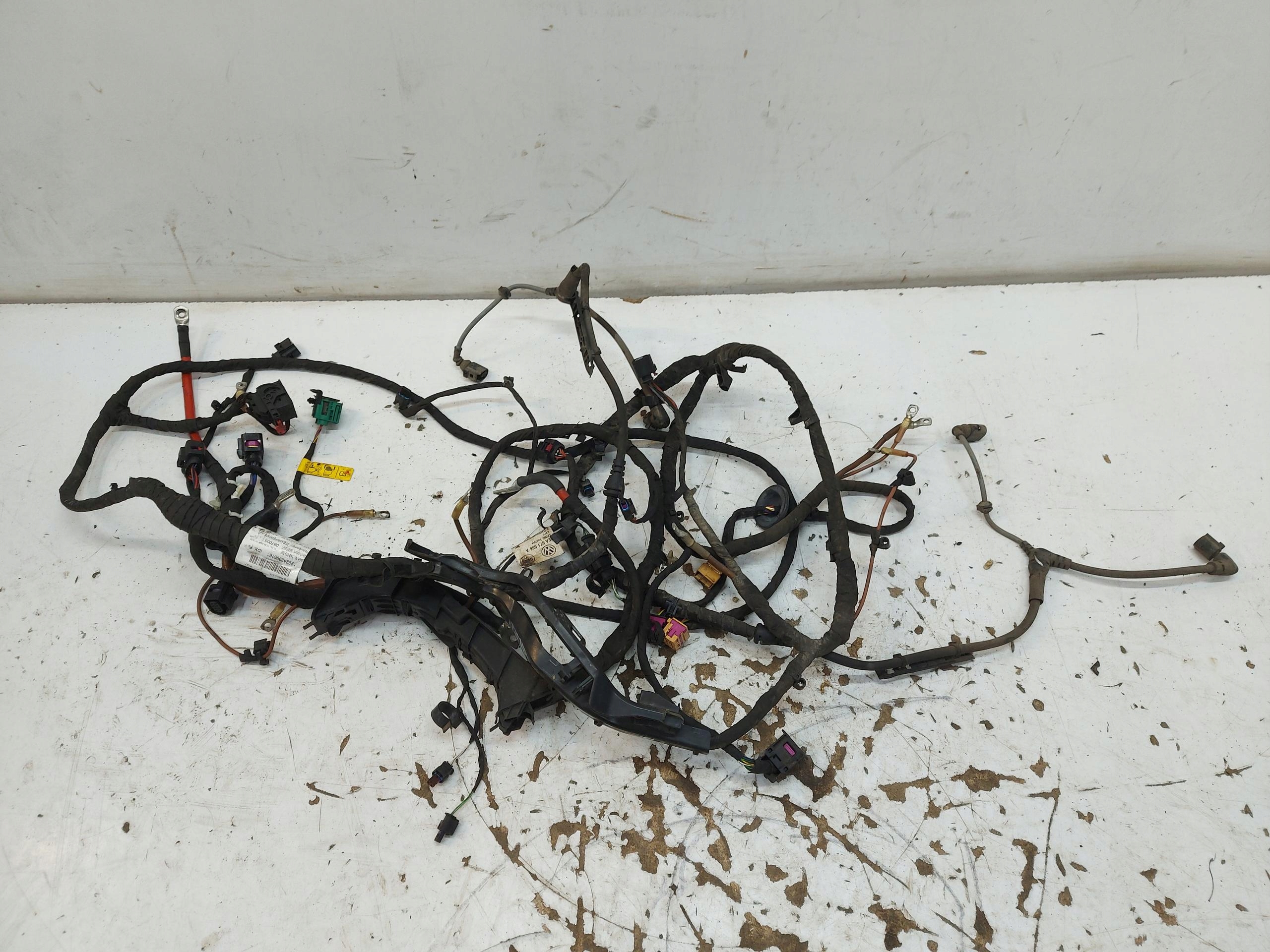 Skoda Enyaq 5LA iV60 bundle motor wiring 1EA971568A