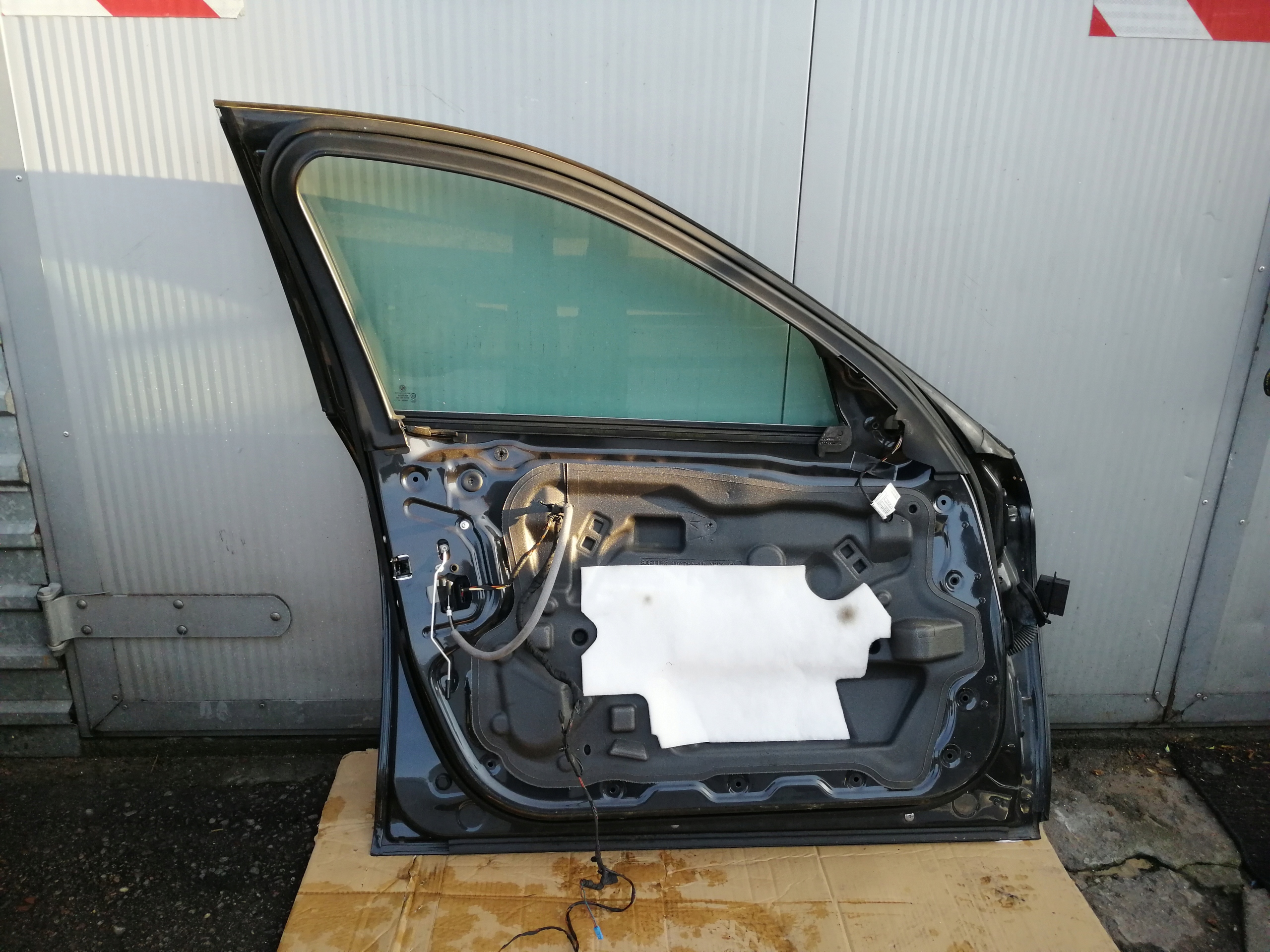 door front front left B90 SOPHISTO GRAU BMW F10 F11 complete