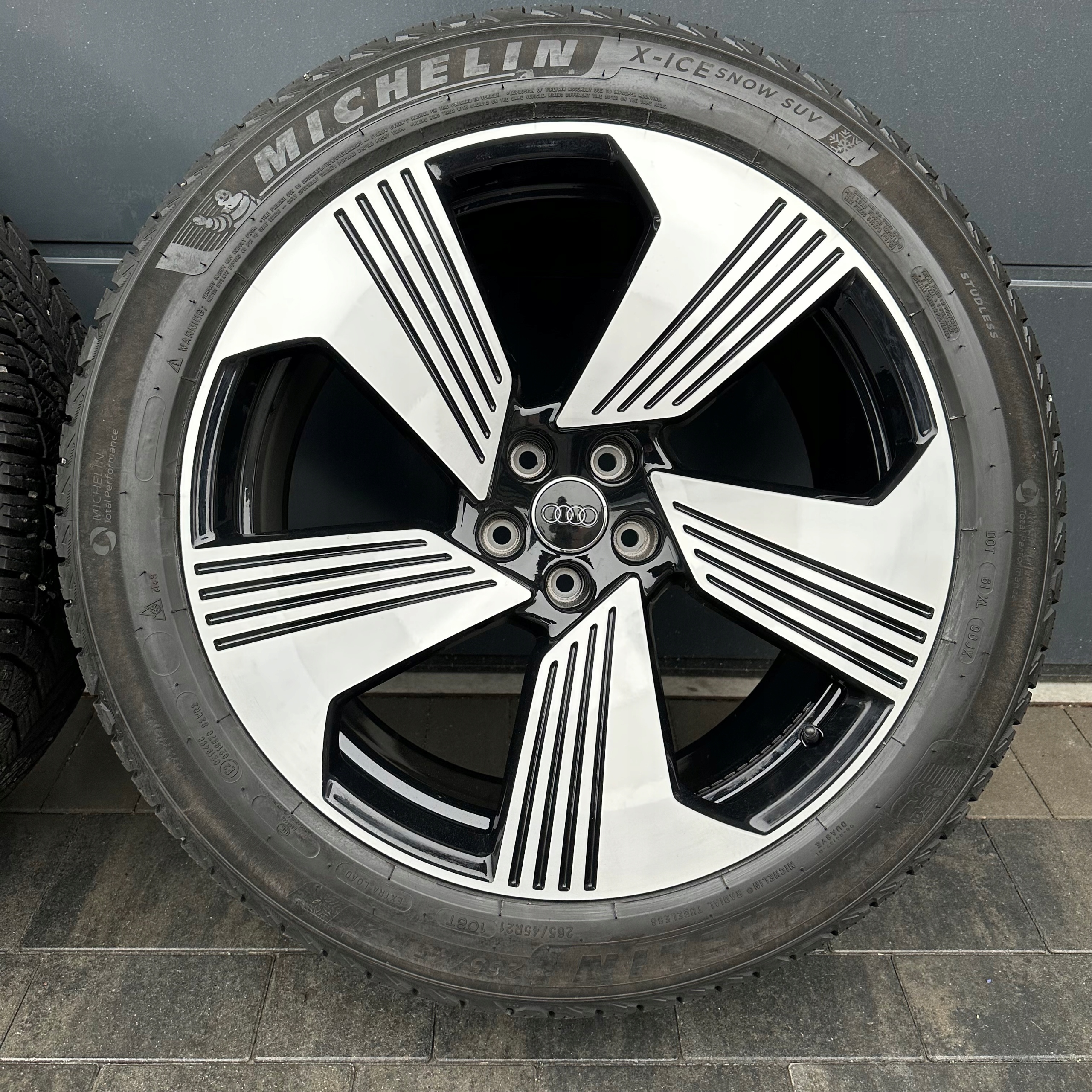 КОЛЕСА AUDI Е-ТРОН Q7 Q8 4Kke МИШЛЕН X-ЛЕД СНОУ ЗИМА 21” 21