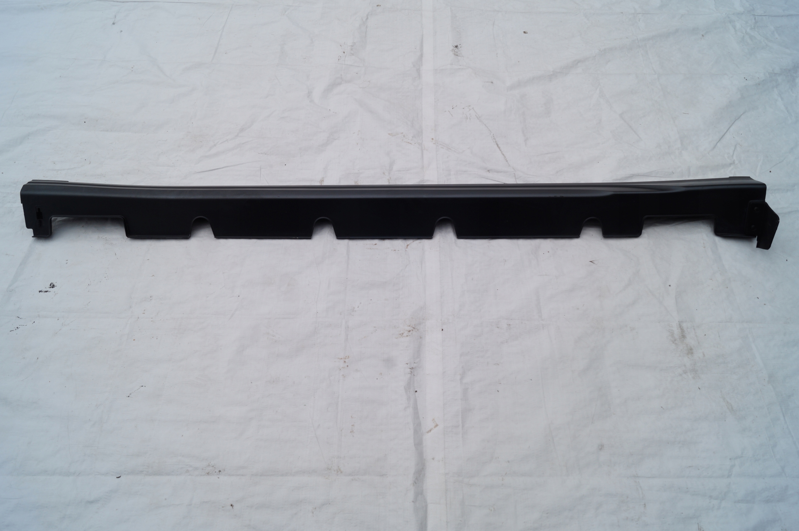 moulding threshold left HYUNDAI KONA ELECTRIC 18-22