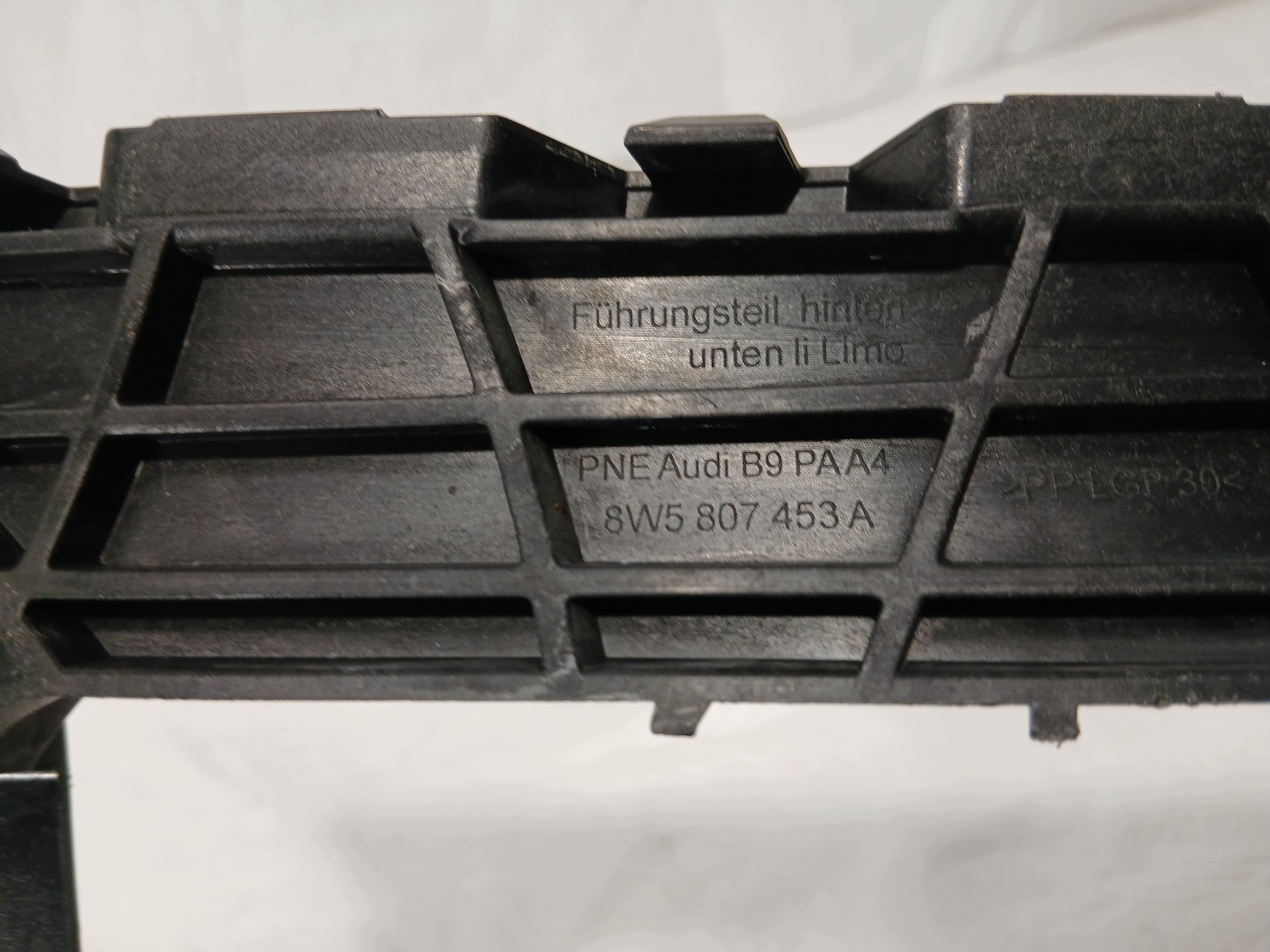 AUDI A4 B9 LIFT bumper bracket left rear part 8W5807453A