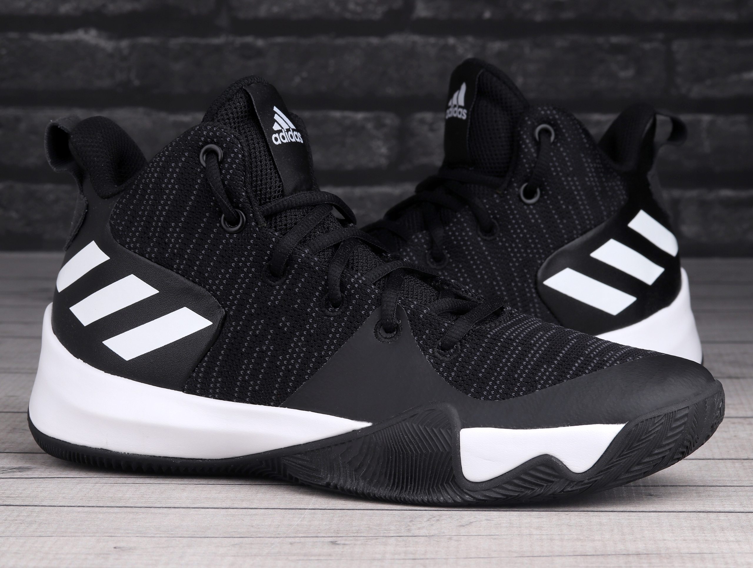 Adidas Pánské sportovní boty Explosive Flash vel. 43 1/3