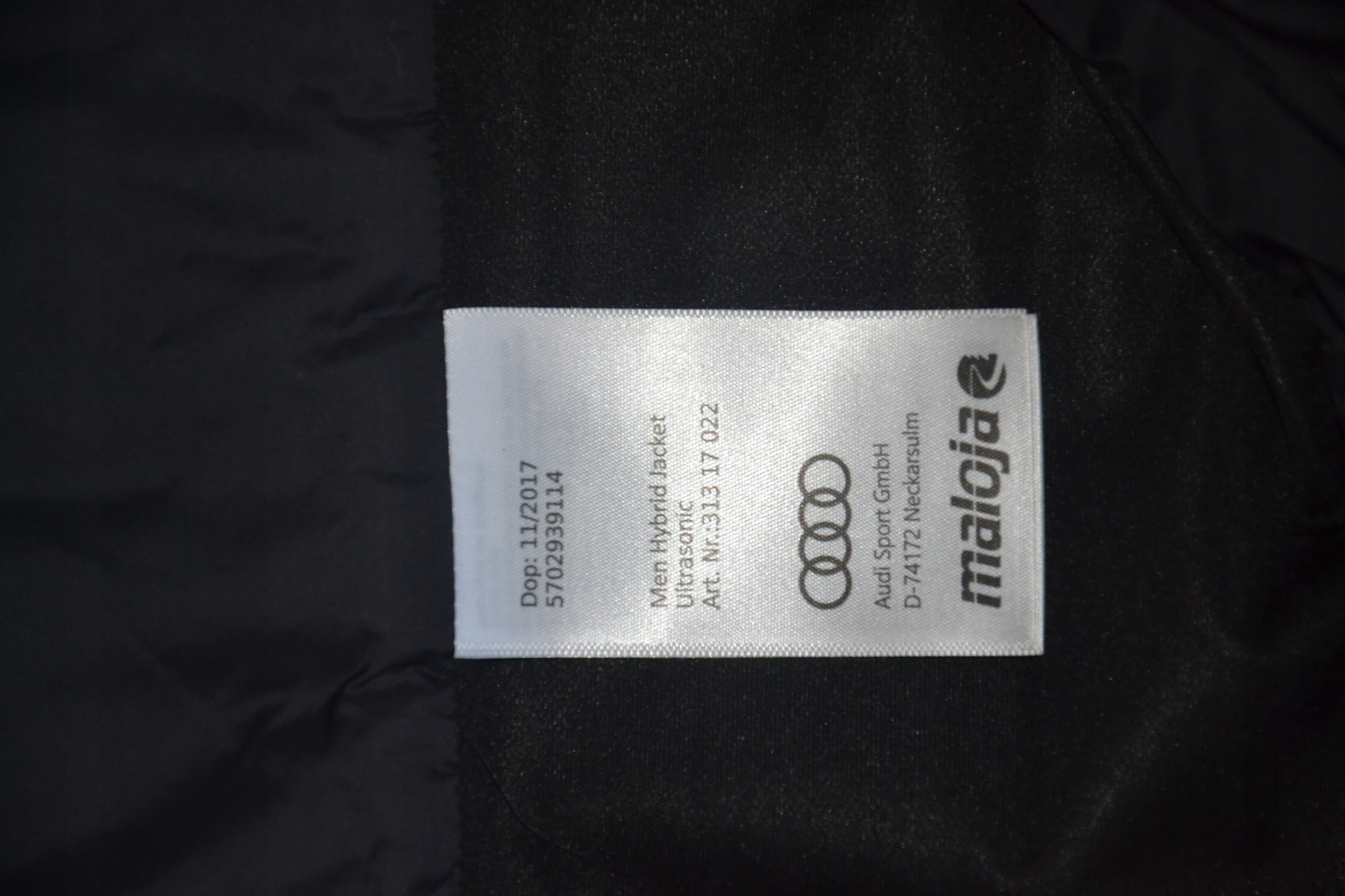 AUDI SPORT LEKKA PIKOWANA KURTKA L HYBRID JACKET MALOJA Rozmiar L