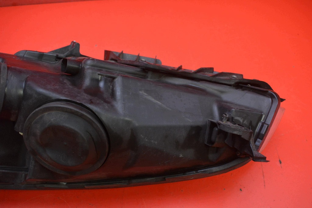 REFLEKTOR right light front EU CITROEN C4 PICASSO 1 and 06-13