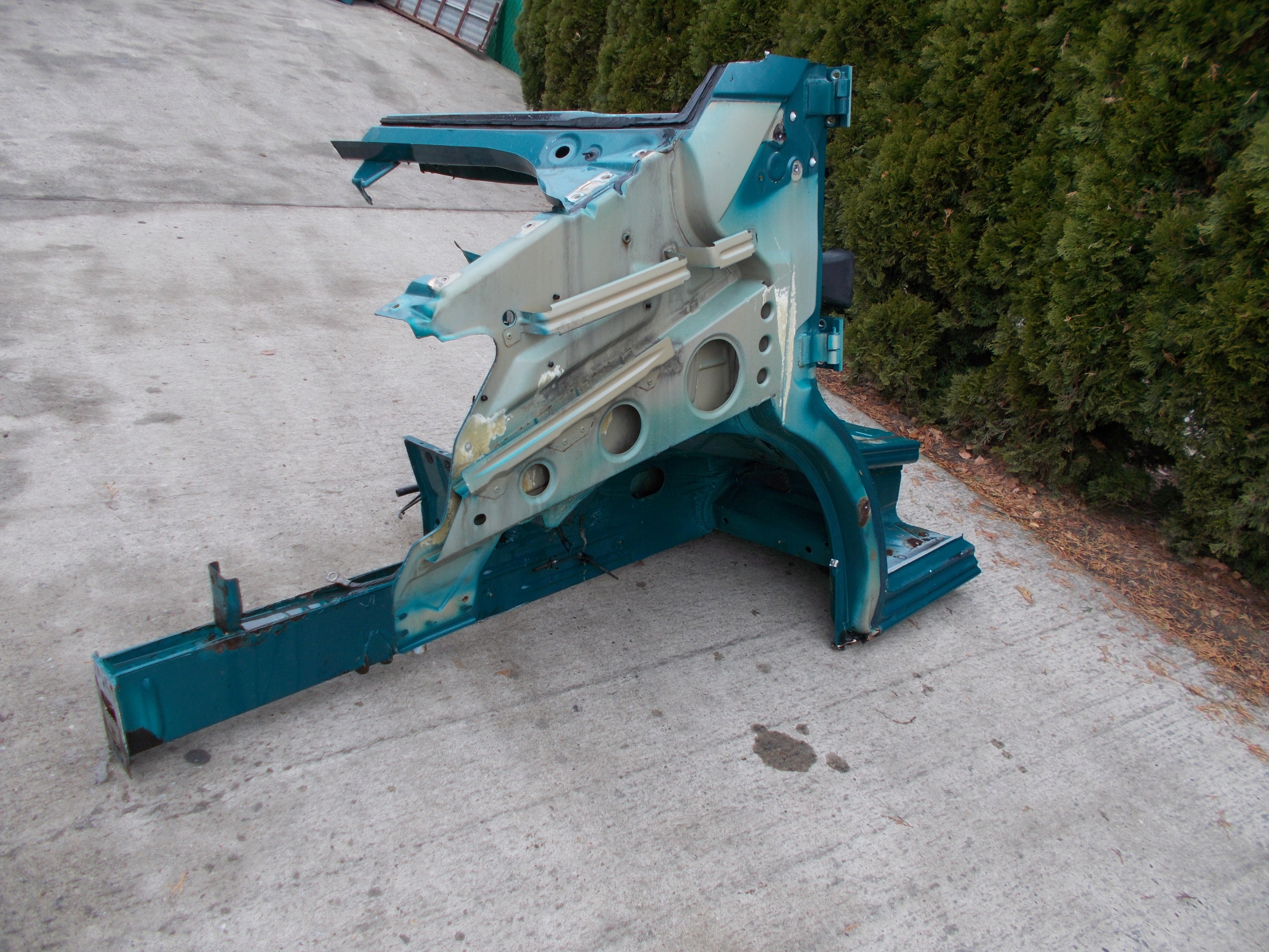 Sprinter 906 cwiartka podluznica fartuch st lewa Part manufacturer Mercedes Benz original OE