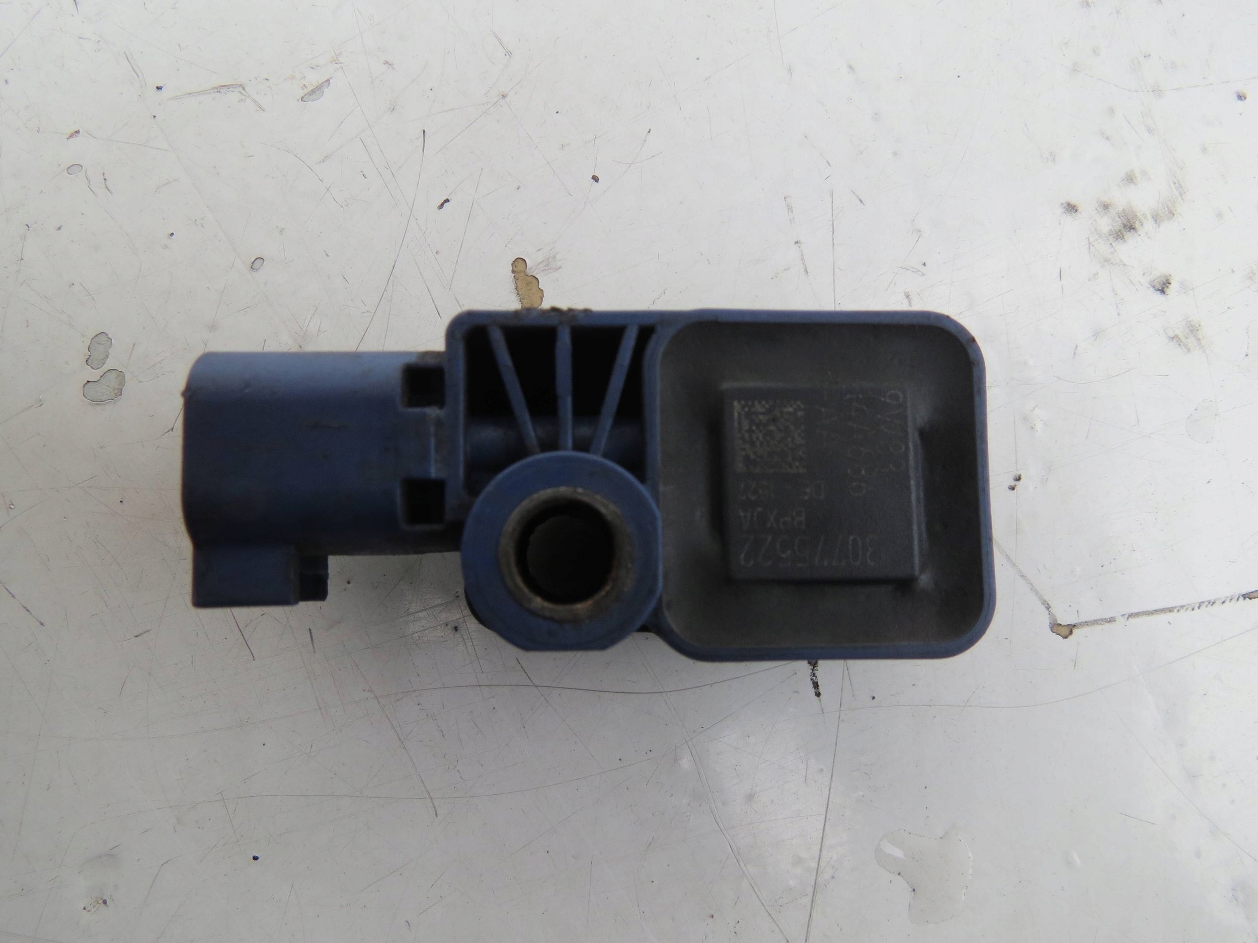 impact sensor VOLVO S60 II 2.0 D 163KM 2012R 30775522