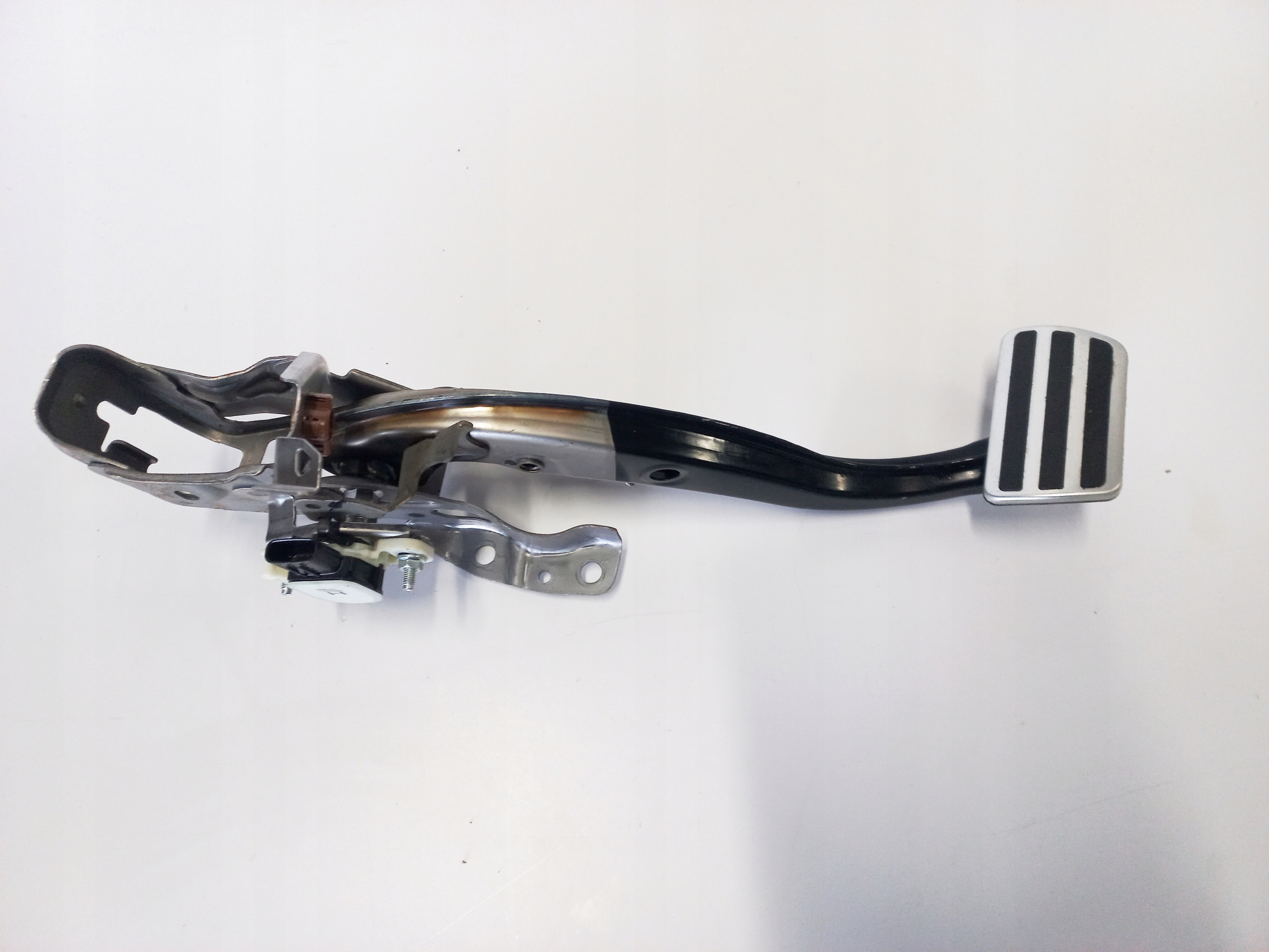 PEDAŁ HAMULCA LEXUS UX 250H F SPORT