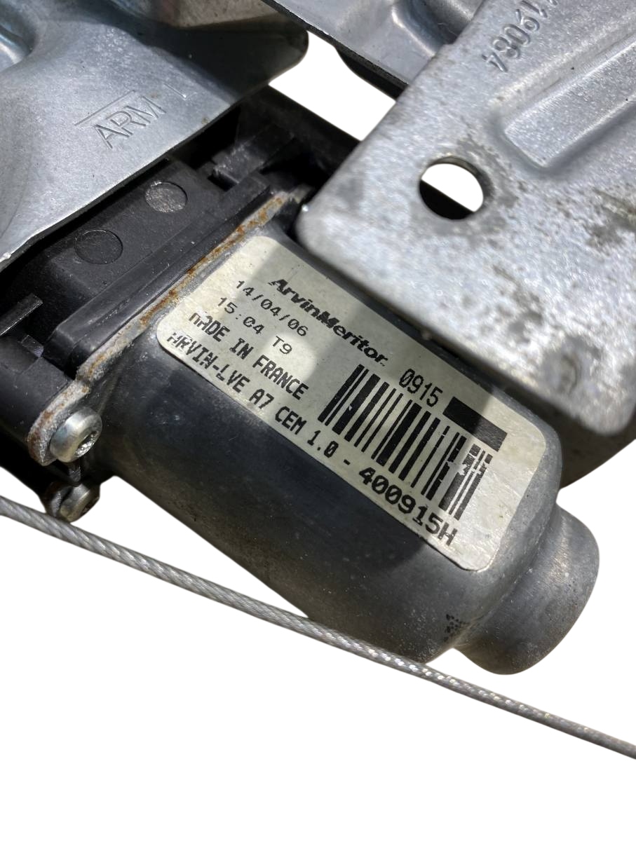 window regulator left front PEUGEOT 207 9681181280