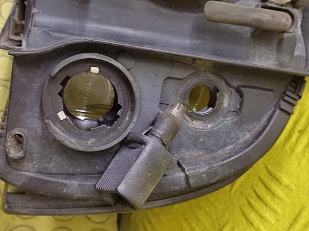 VW SHARAN and LIFT REFLEKTOR light right front 0301182212