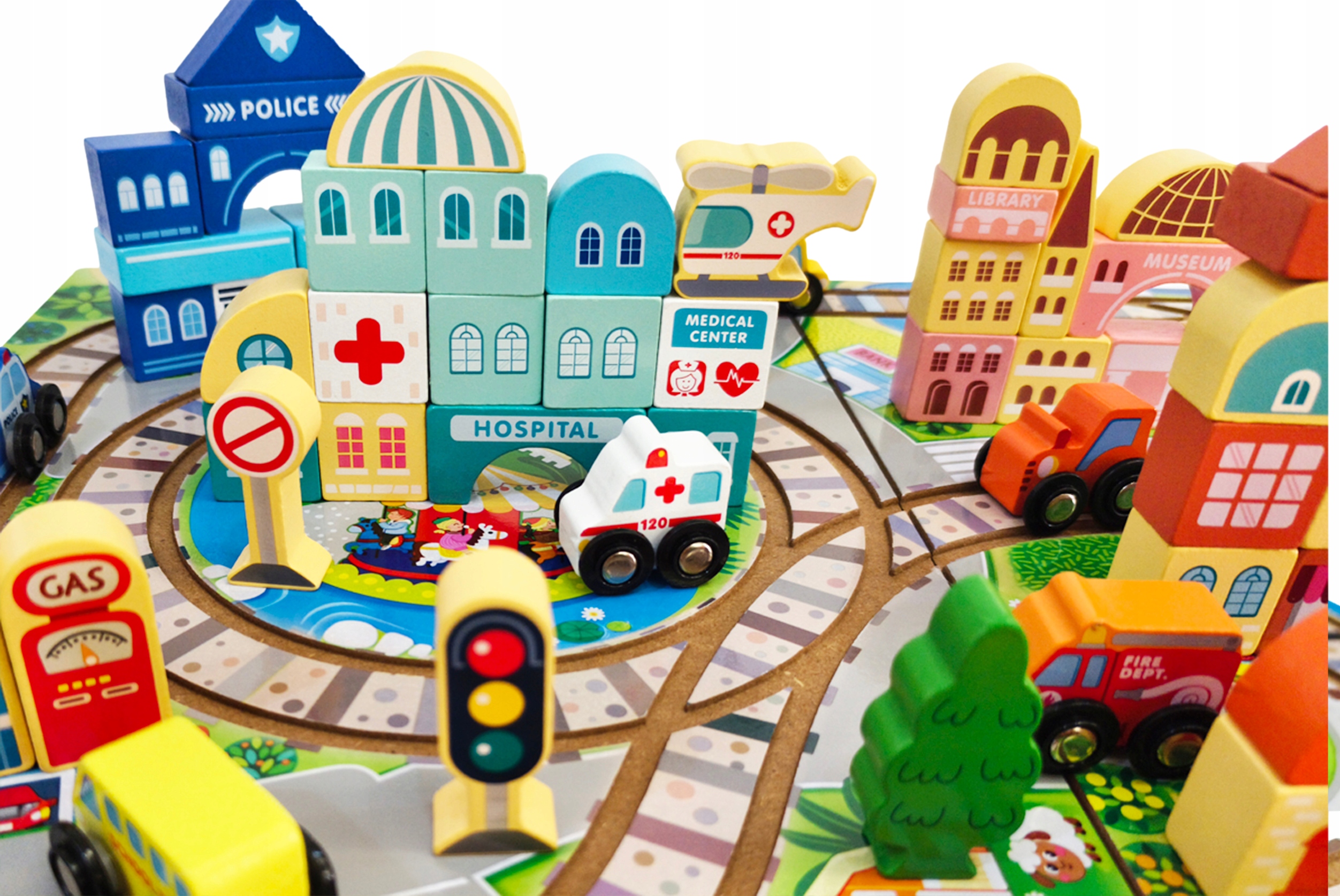 OGROMNA DREWNIANA KOLEJKA ELEKTRYCZNA TORY POCIĄG DROGA AUTA KLOCKI MIASTO Liczba elementów 88 szt.