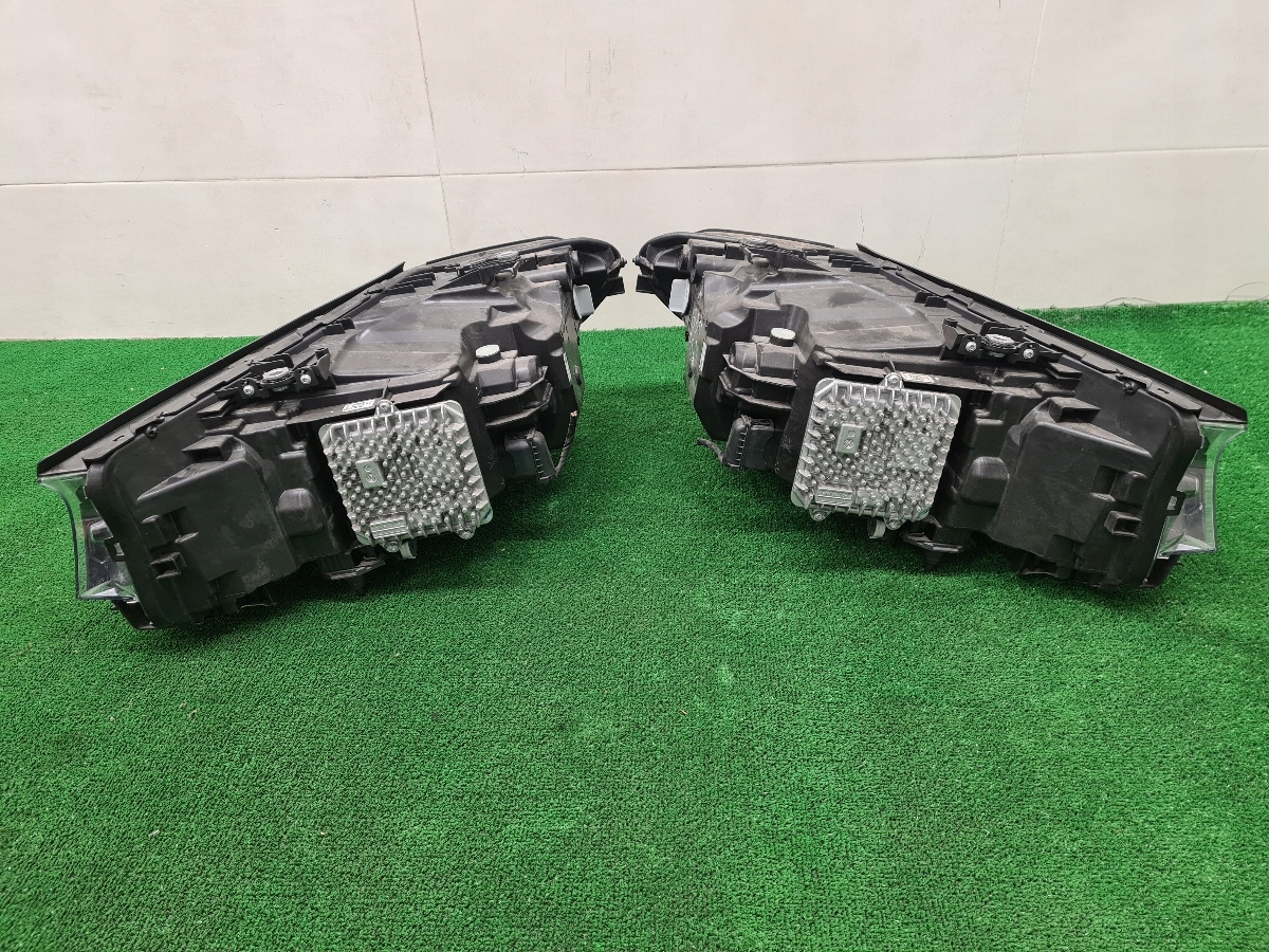 BMW 5 G30 G31 light front LED left 7439199 EU