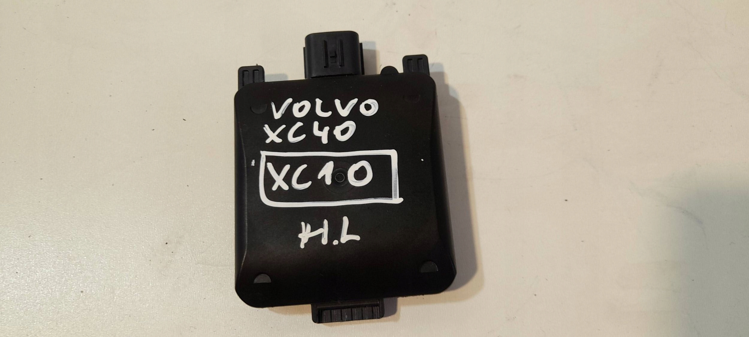 Volvo XC40 module martwego pola 3286570 (XC10)
