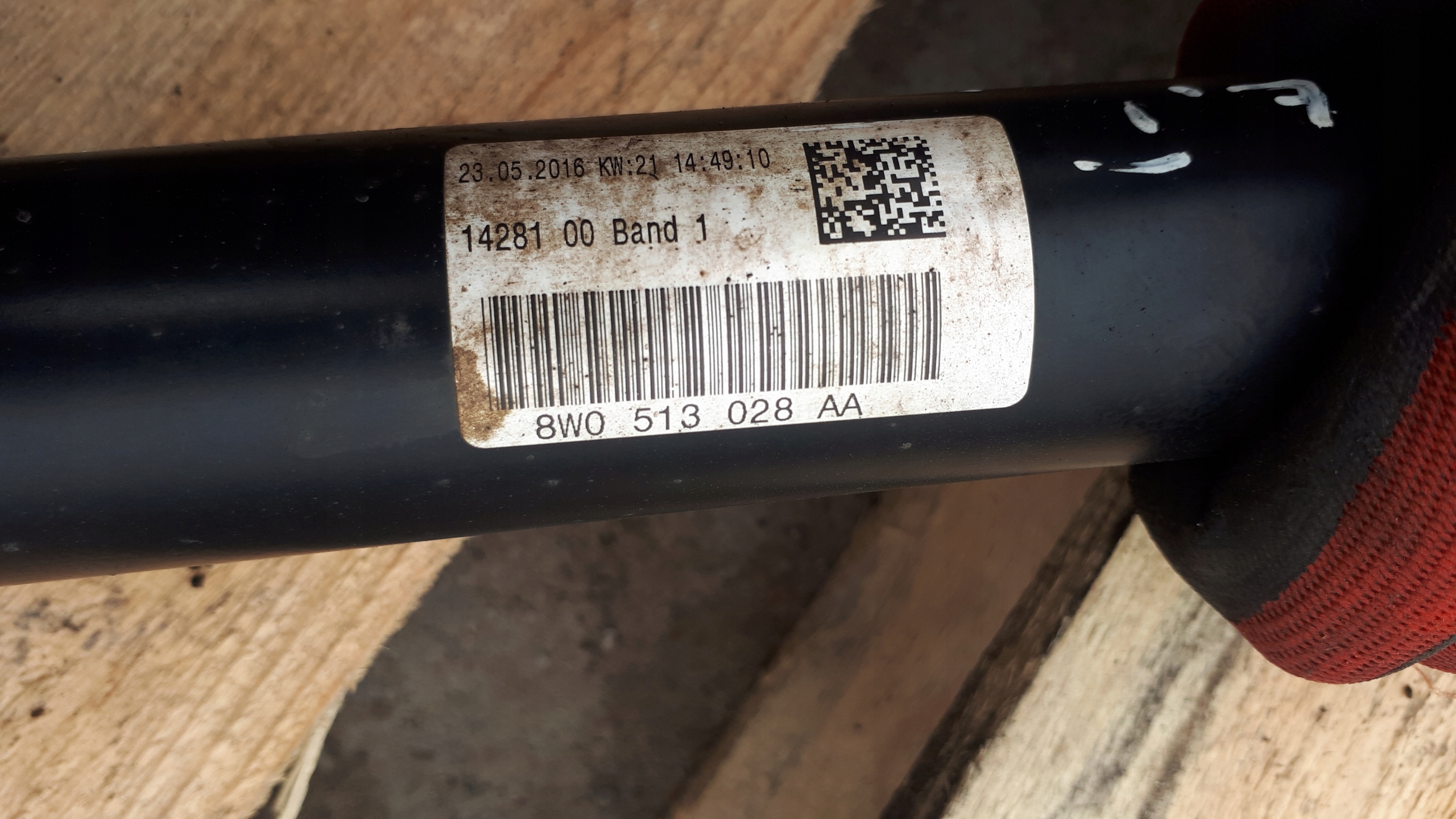 A4 B9 8W Stoßdämpfer heck hinten 8W0513028AA