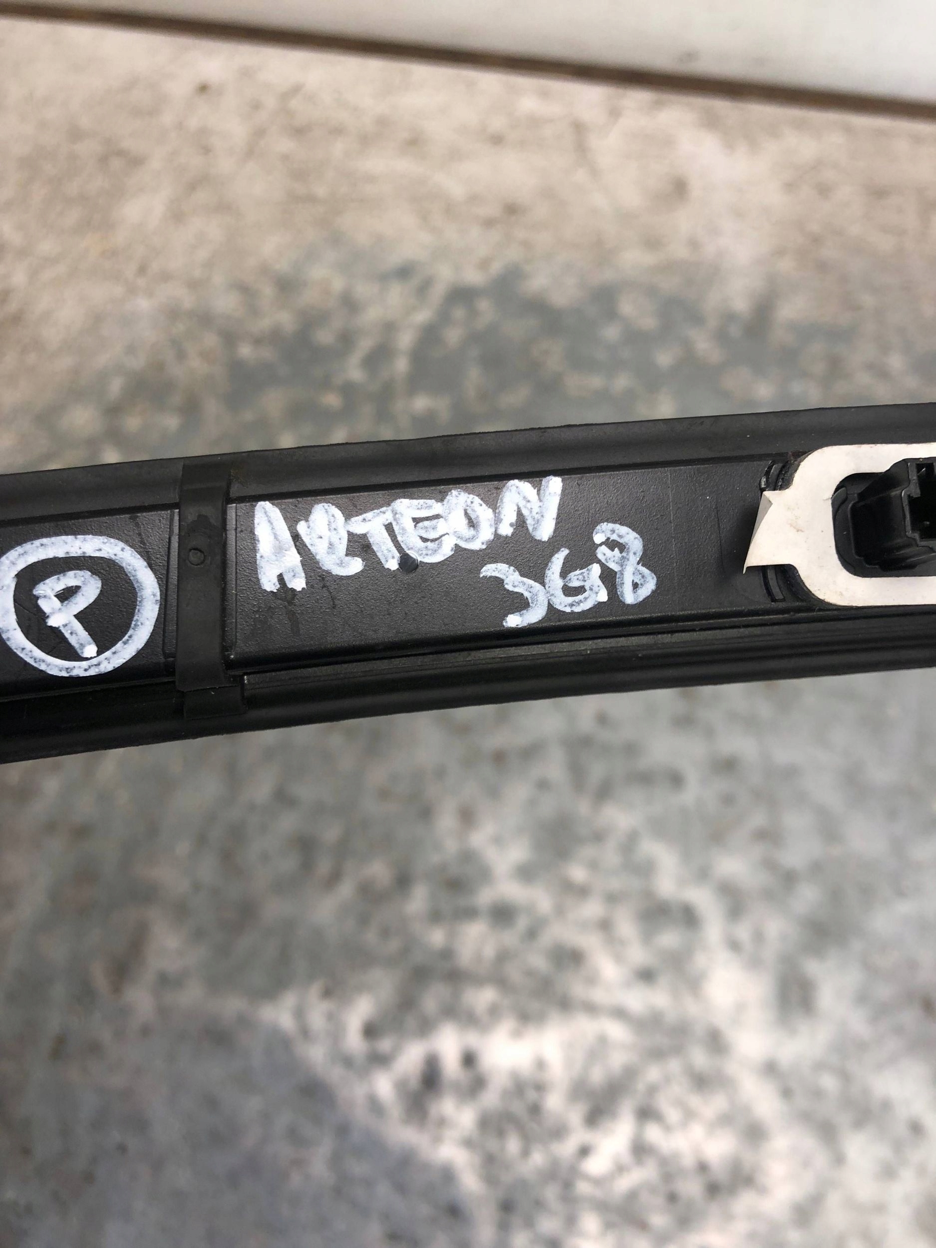 TRZECIE light STOP VW ARTEON 3G8 3G8945087A