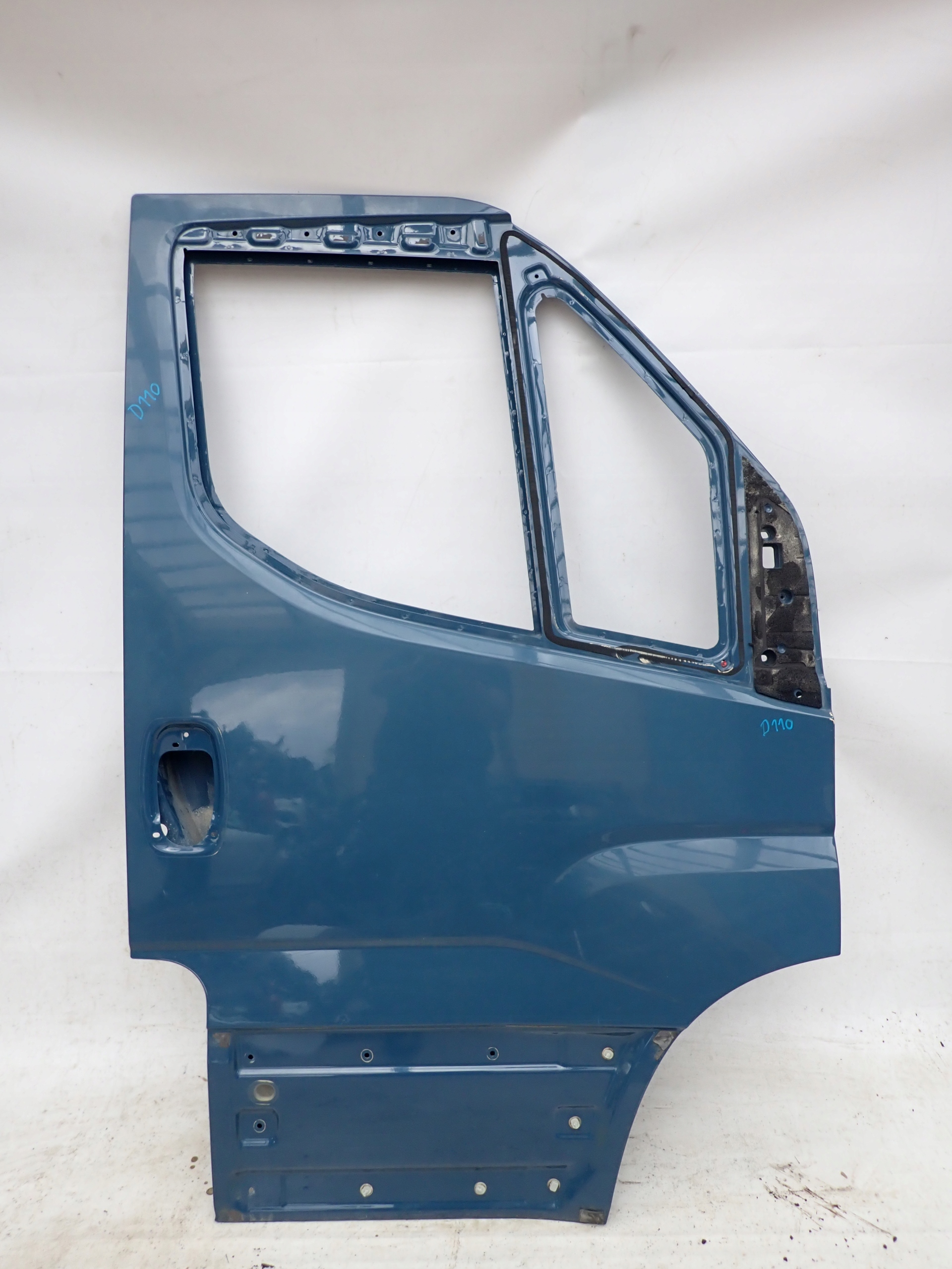 IVECO DAILY VI 4 14- door right front front