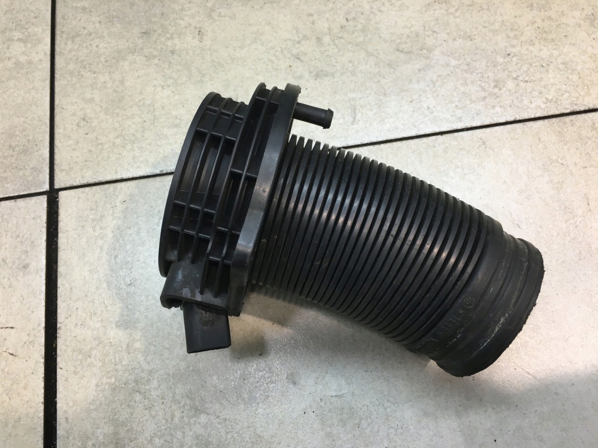 Sensor TEMPERATURY luft A3 8P 2.0 FSI 06B905379A