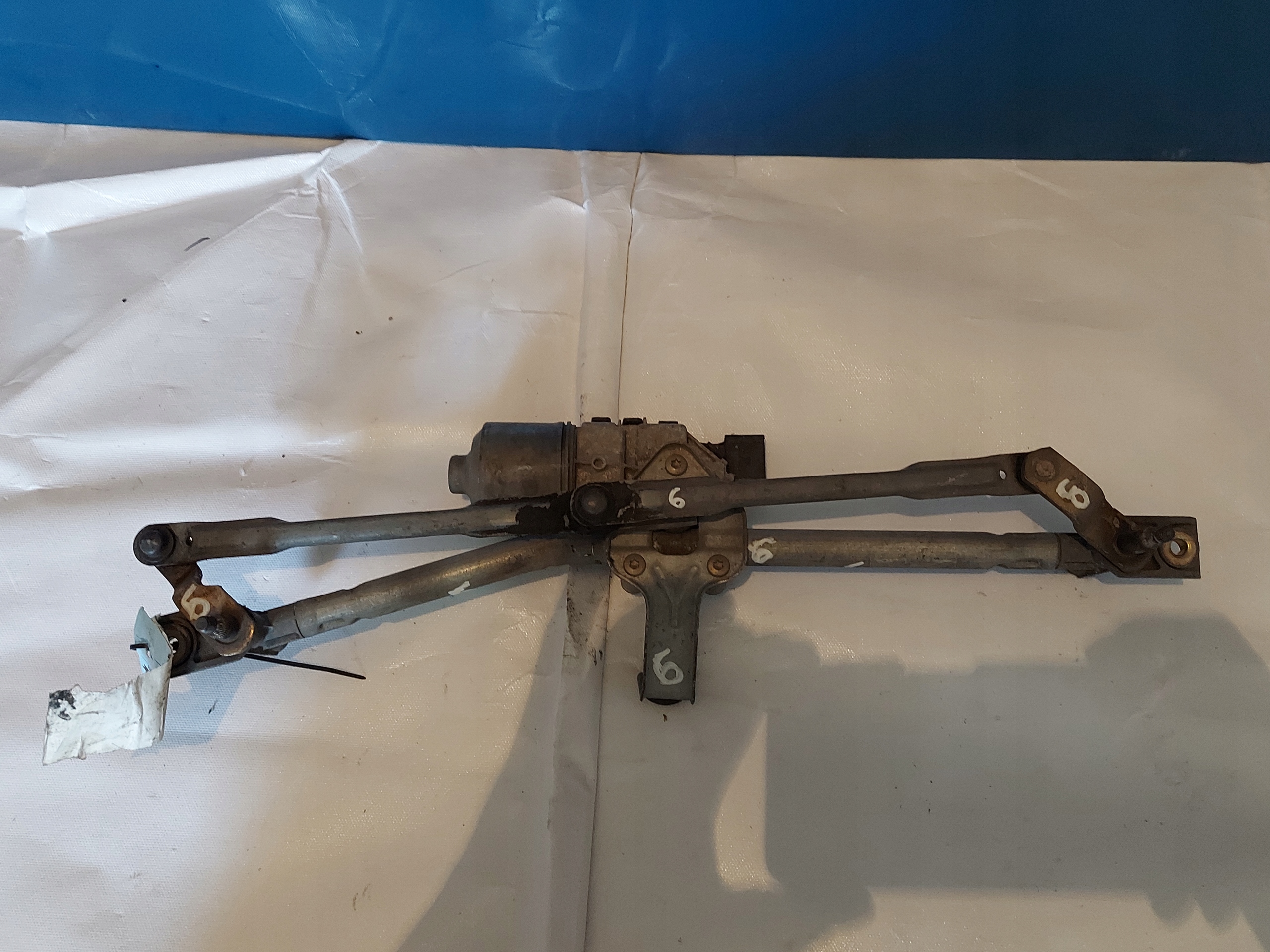 mechanismus stěračů FABIA 0390241524 předek