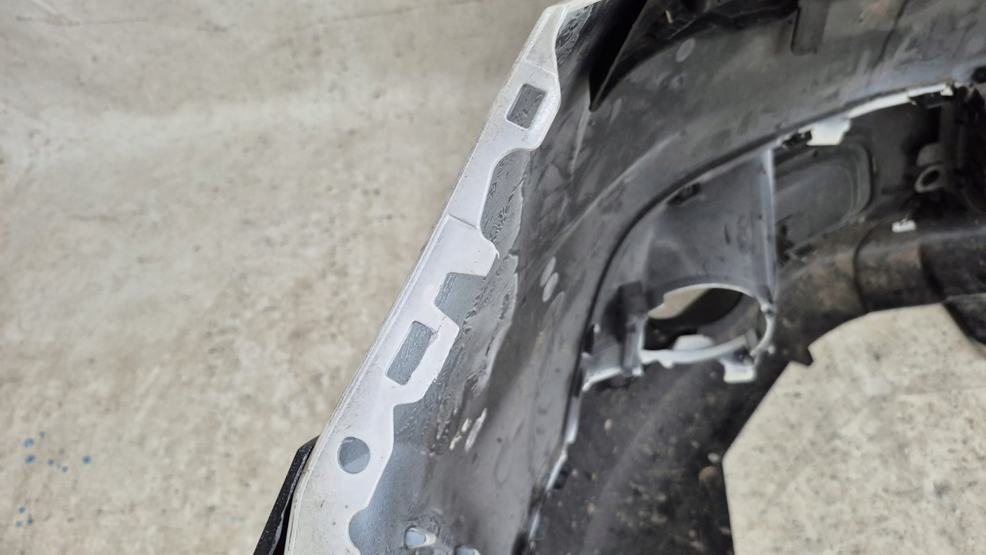 PEUGEOT 2008 and 1 LIFT 16-19 bumper front front PDC