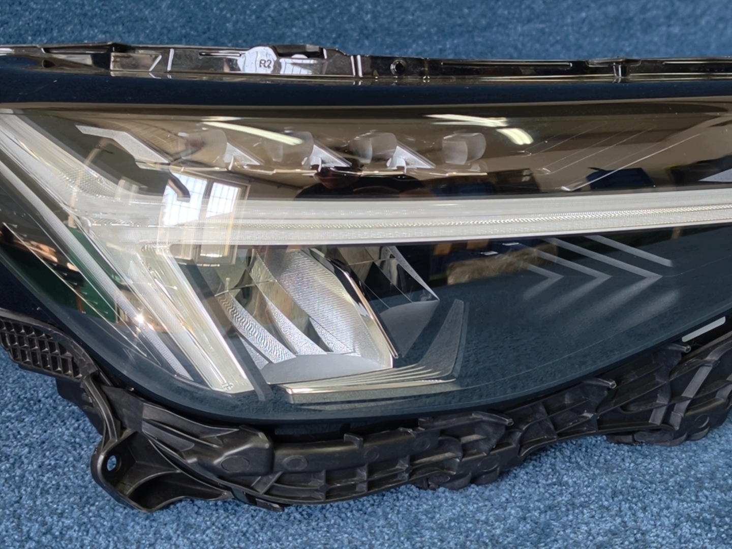 VOLVO XC40 LIFT C40 light REFLEKTOR FULL LED right front original 32404666