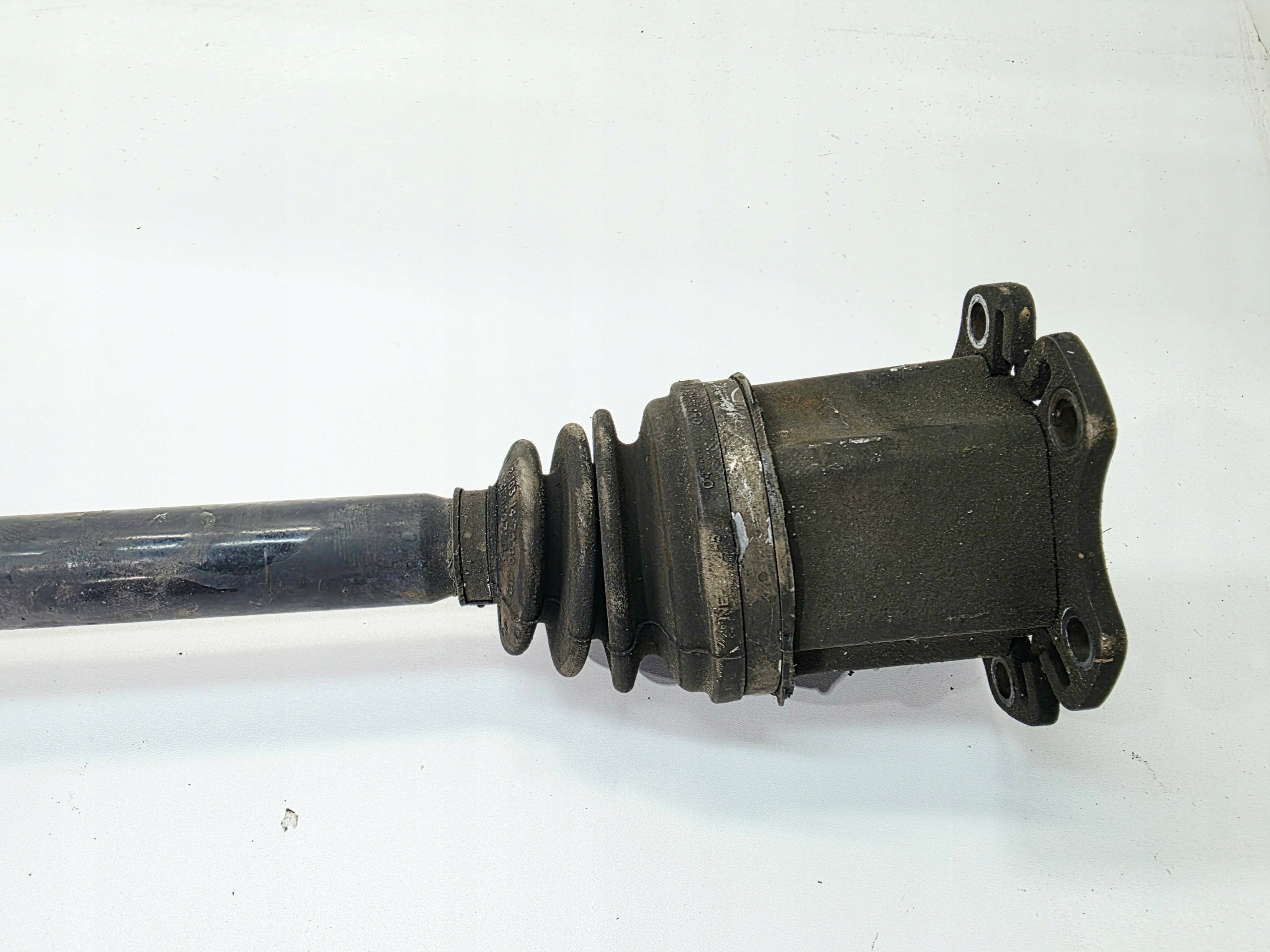 semi-axis left front left front AUDI A6 C6 4F0407271N