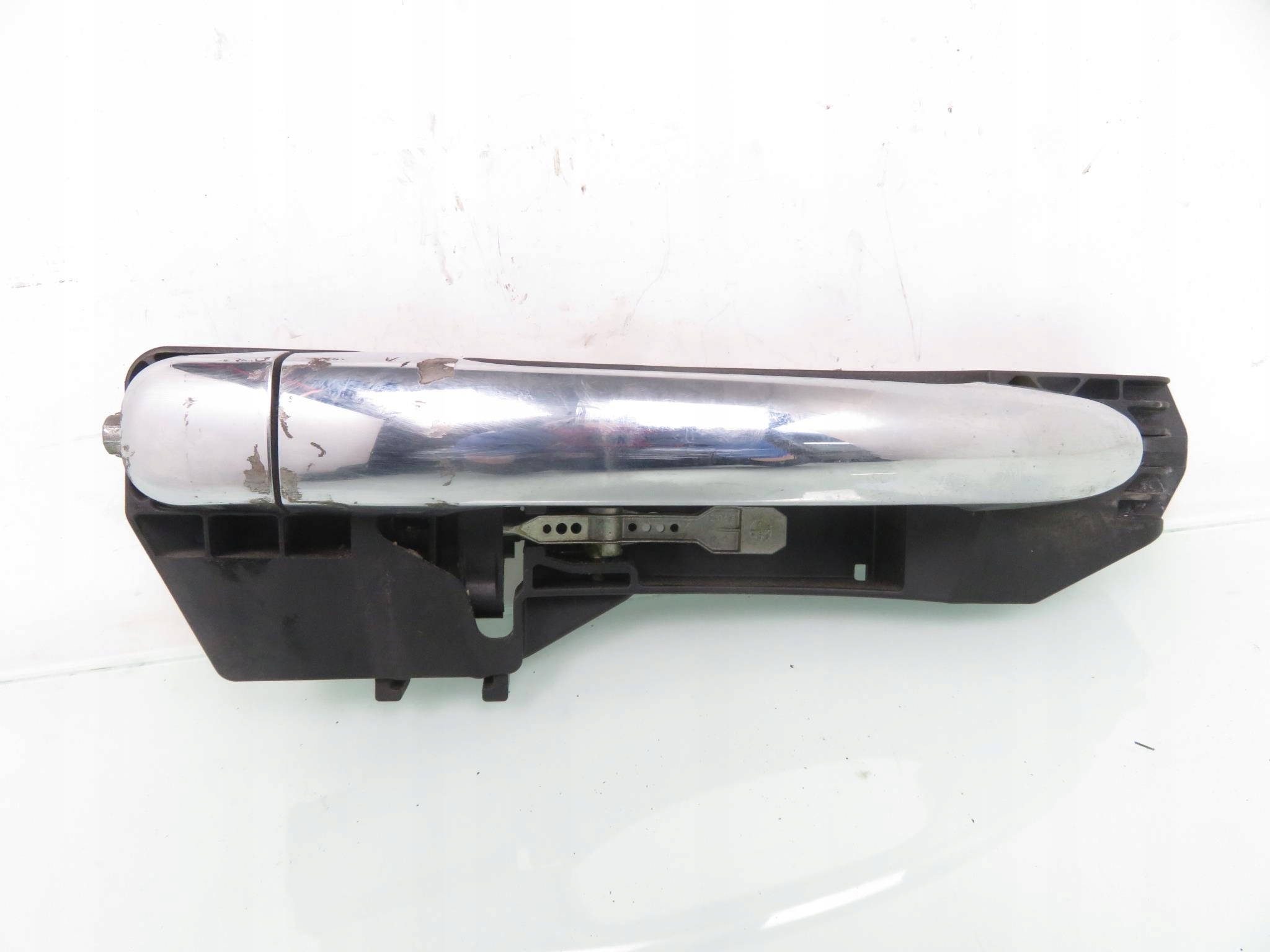 РУЧКА ДВЕРИ ПРАВАЯ ПЕРЕДНЯЯ LANCIA DELTA III 242566