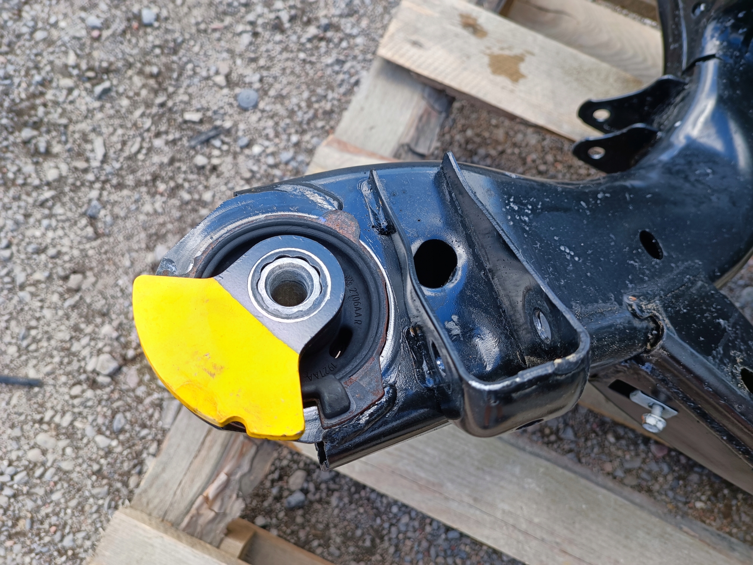 axle beam subframe sider rear part Dodge Charger Challenger SRT 2015