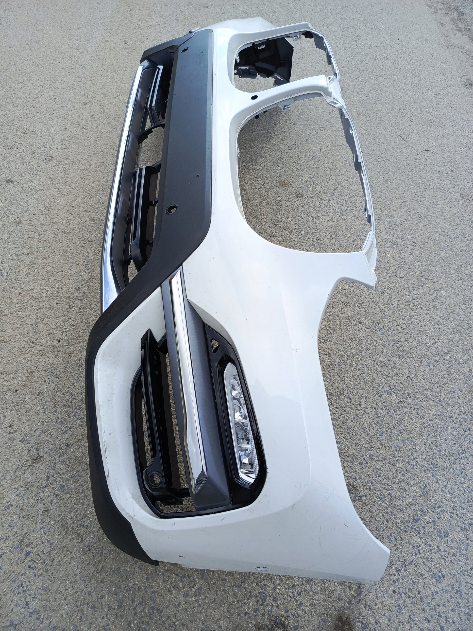 BMW X3 G01 ZDERZAK PRZEDNI PRZÓD Producent części BMW OE