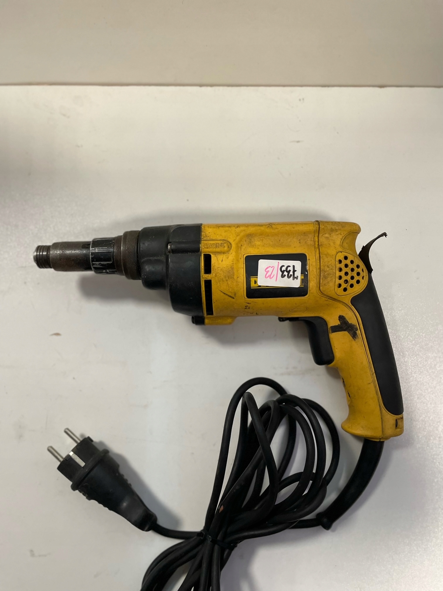 Wkrętarka DeWalt DW268 GS (733/23)