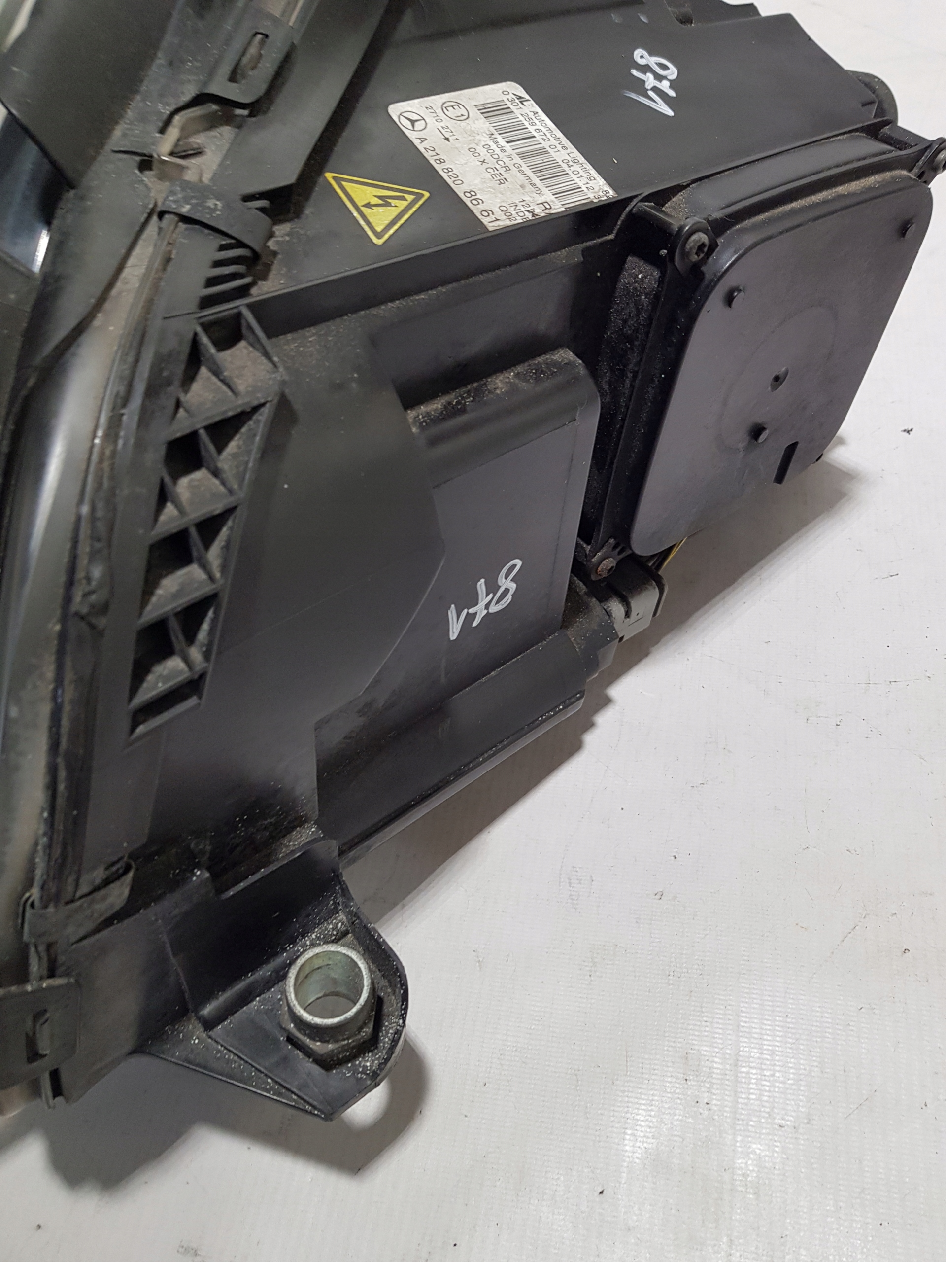 MERCEDES CLS W218 C218 light LED right front XENON positioning BIXENON