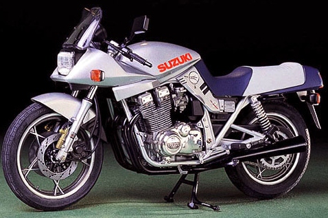 Tamiya 14010 Suzuki GSX1100S Katana 1:12