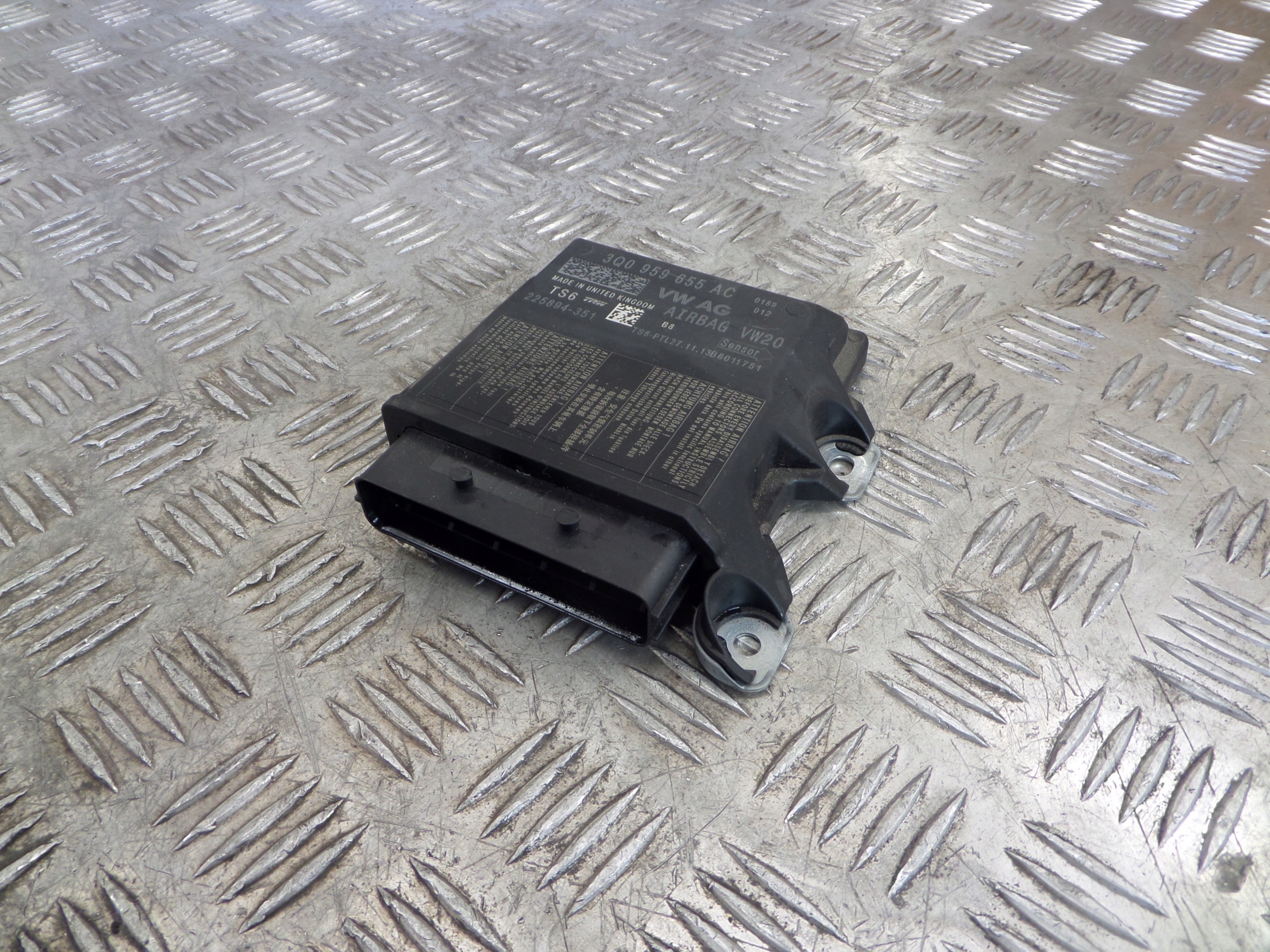 SENSOR module control unit AIR BAG 3Q0959655AC