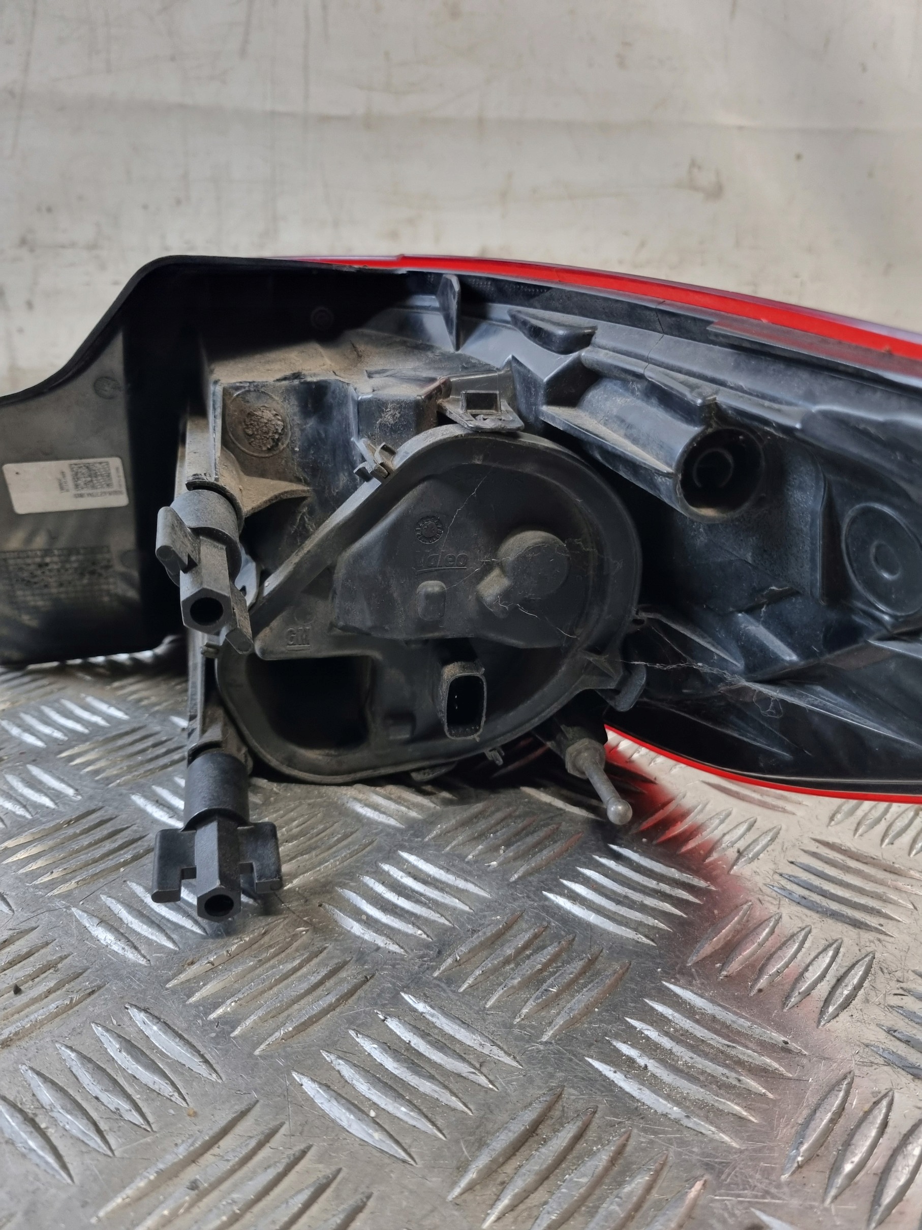 light left rear part rear 39077374 OPEL ASTRA 5 V K KOMBI