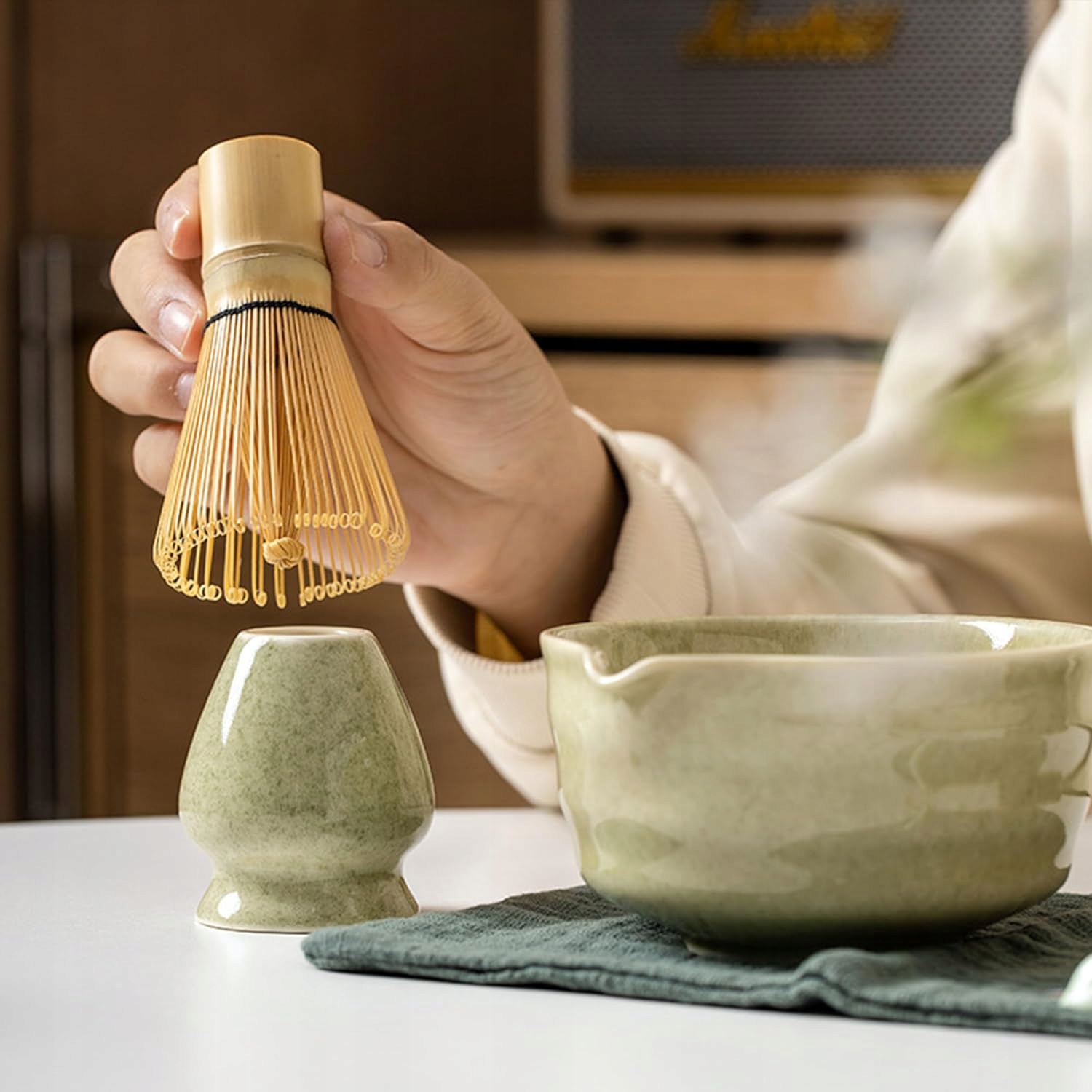 Dovanų matcha rinkinys 4 dalių su japoniškais priedais