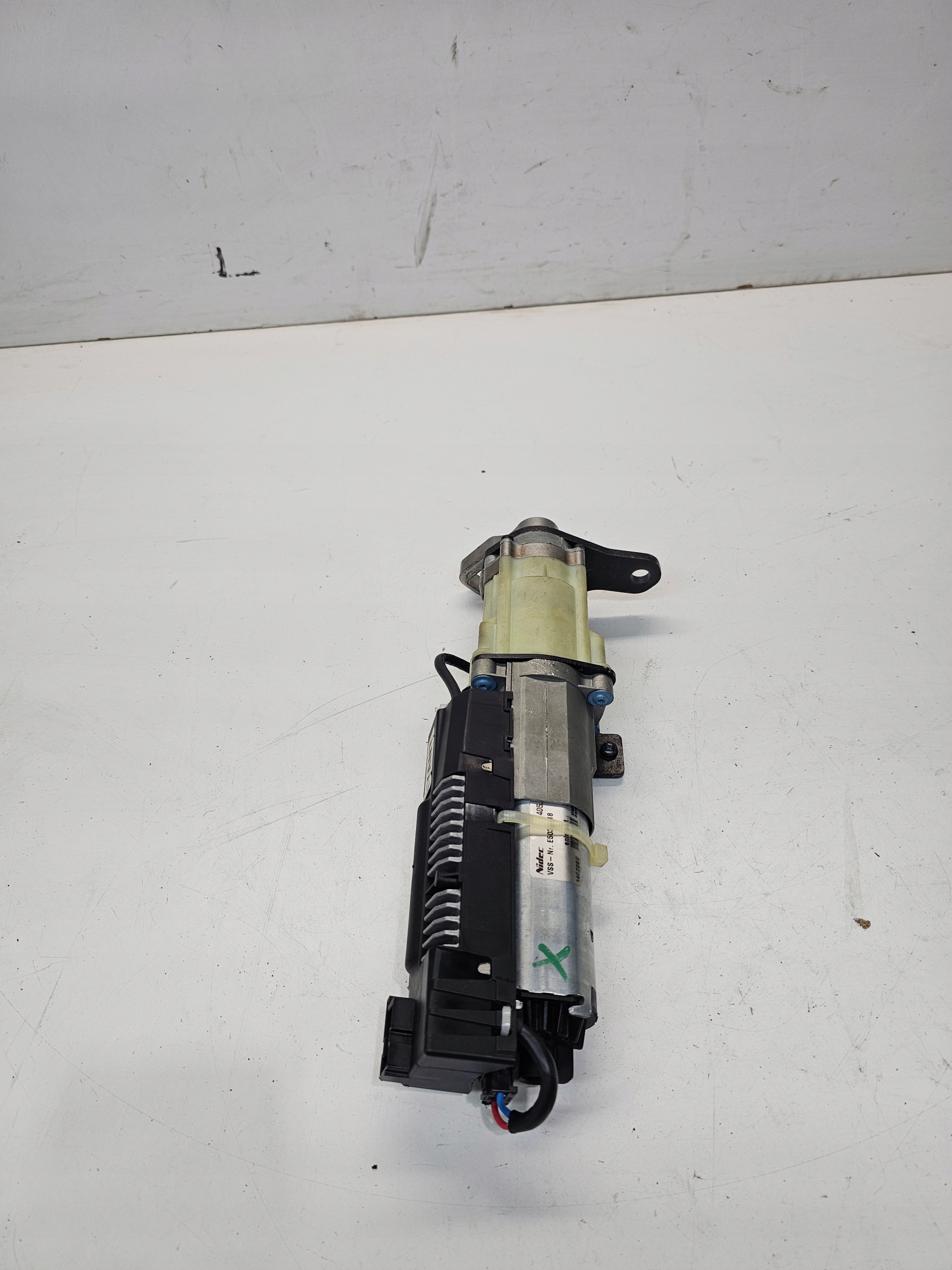 damper electrical bonnet left rear part AUDI A4 B8 AVANT 8K9827851C