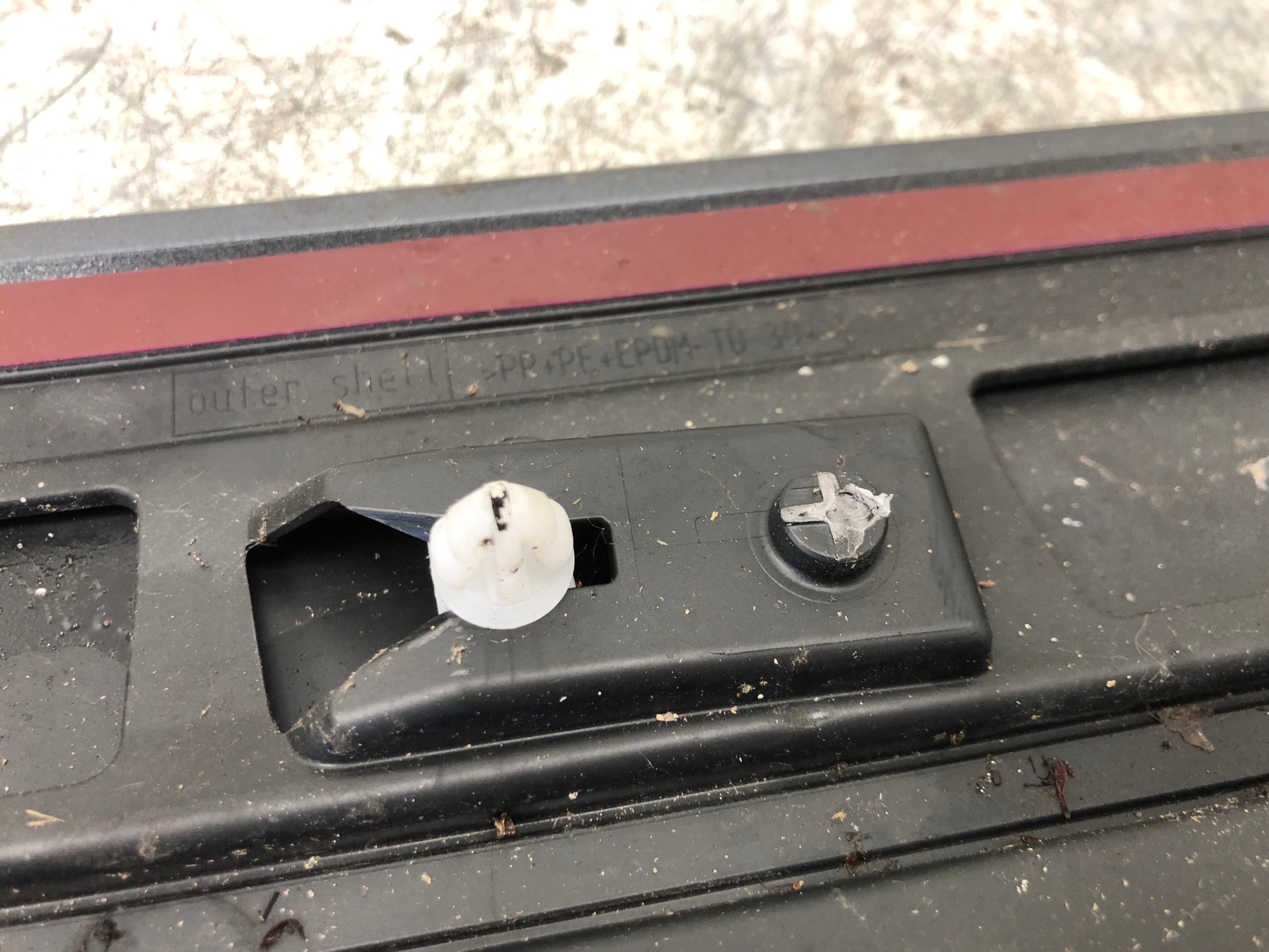 moulding door right rear part AUDI Q2 81A853970B