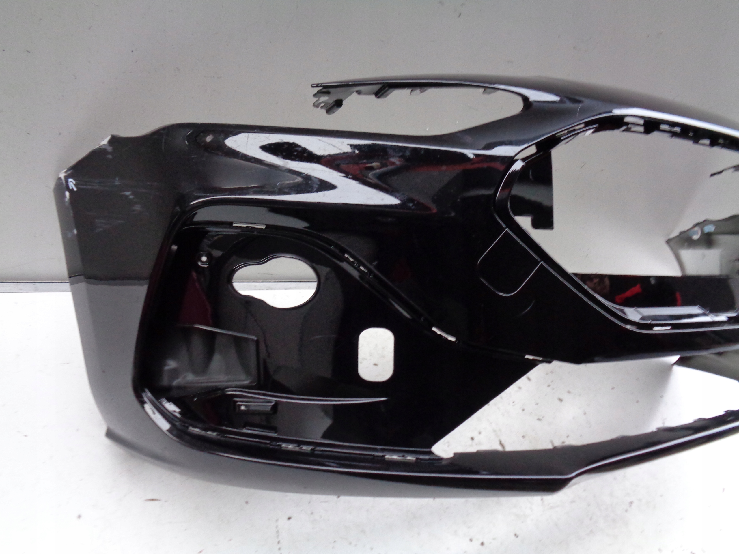 FRONTSTOSSSTANGE FORD FOCUS MK4 22- LIFT ST-LINE NR 44128