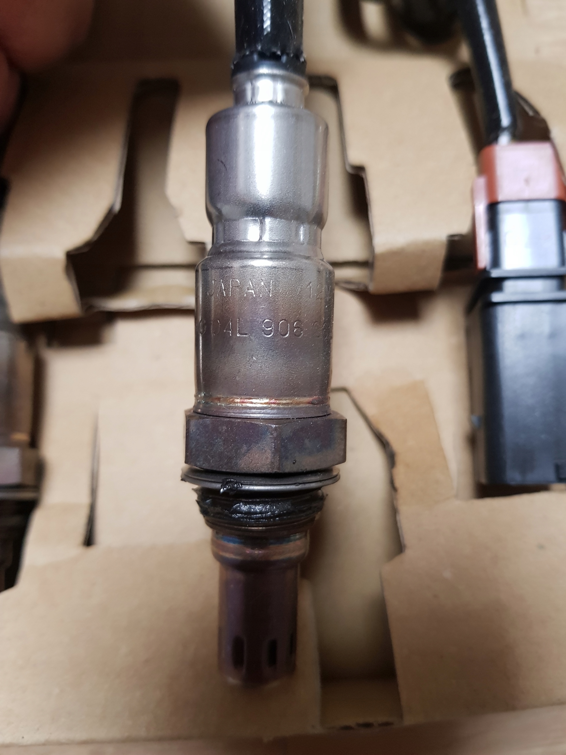 04L906262 ORIGINÁLNÍ LAMBDA SONDA VW 04L 906 262 EAN (GTIN) 0786413070662