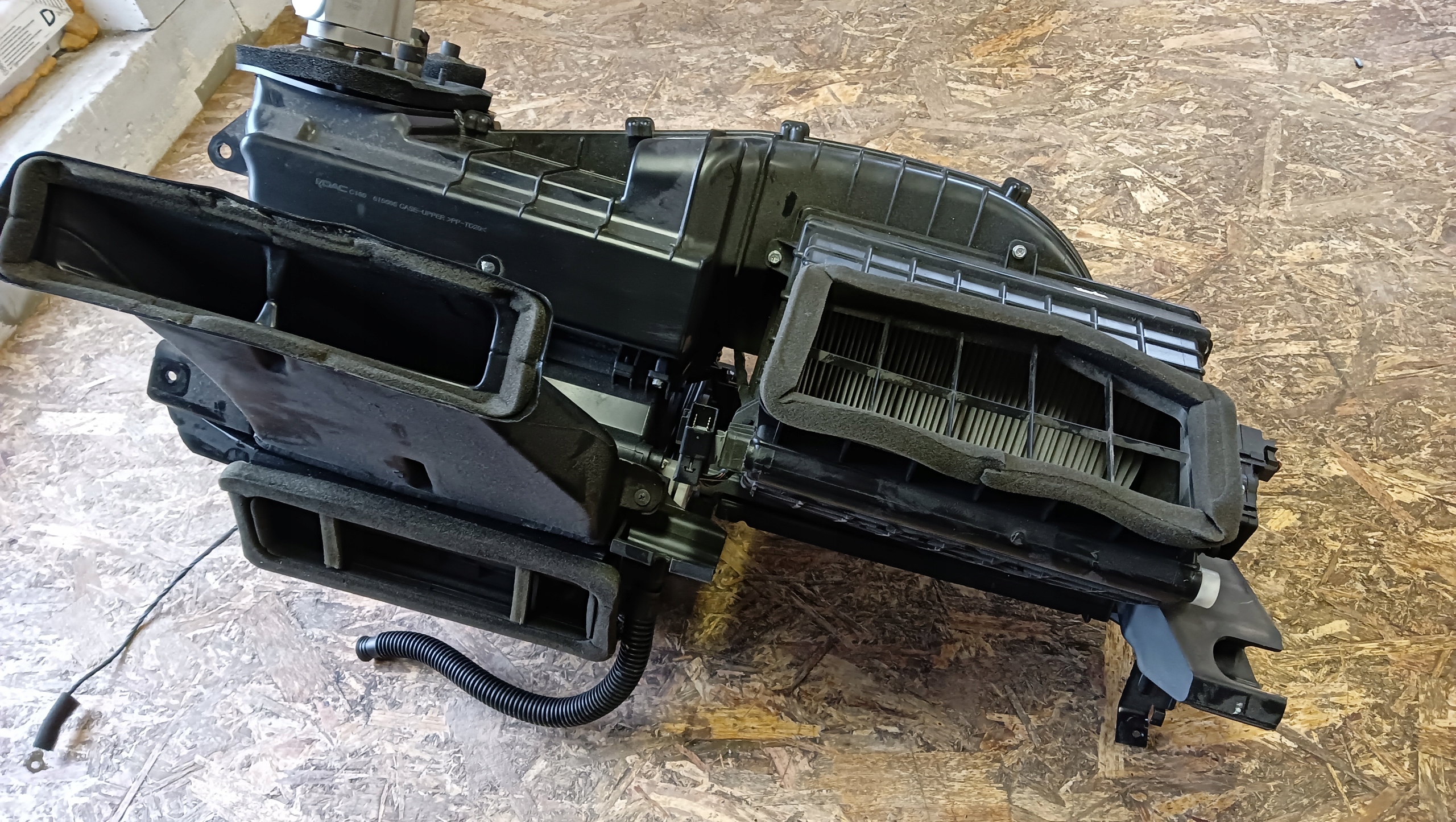 CHEVROLET CAPTIVA 2.4 ОБОГРЕВАТЕЛЬ EU 2006-